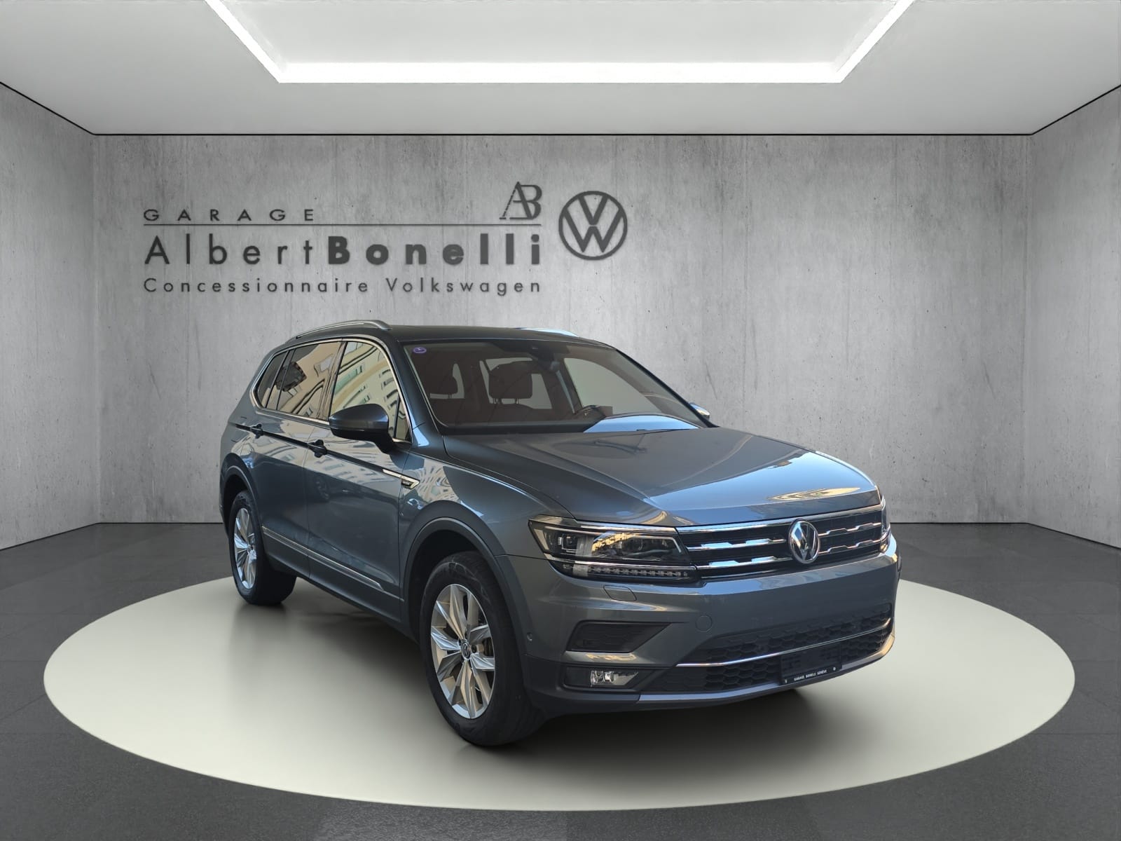 VW Tiguan Allspace 2.0TSI Highline 4Motion DSG-showroom-element-3