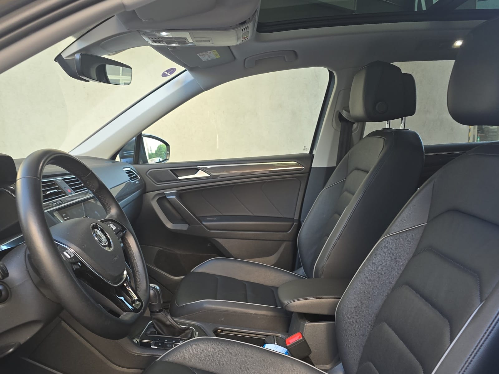 VW Tiguan Allspace 2.0TSI Highline 4Motion DSG-image-4