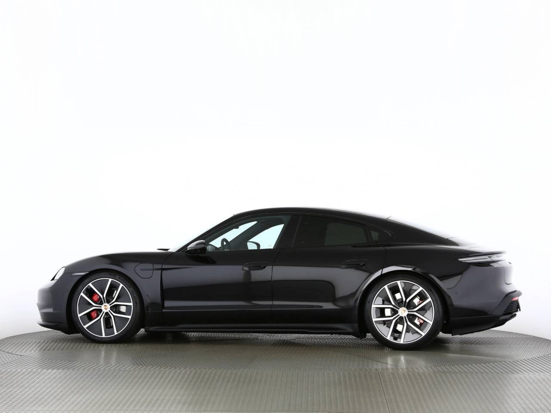 PORSCHE Taycan 4S Black Edition-image-13
