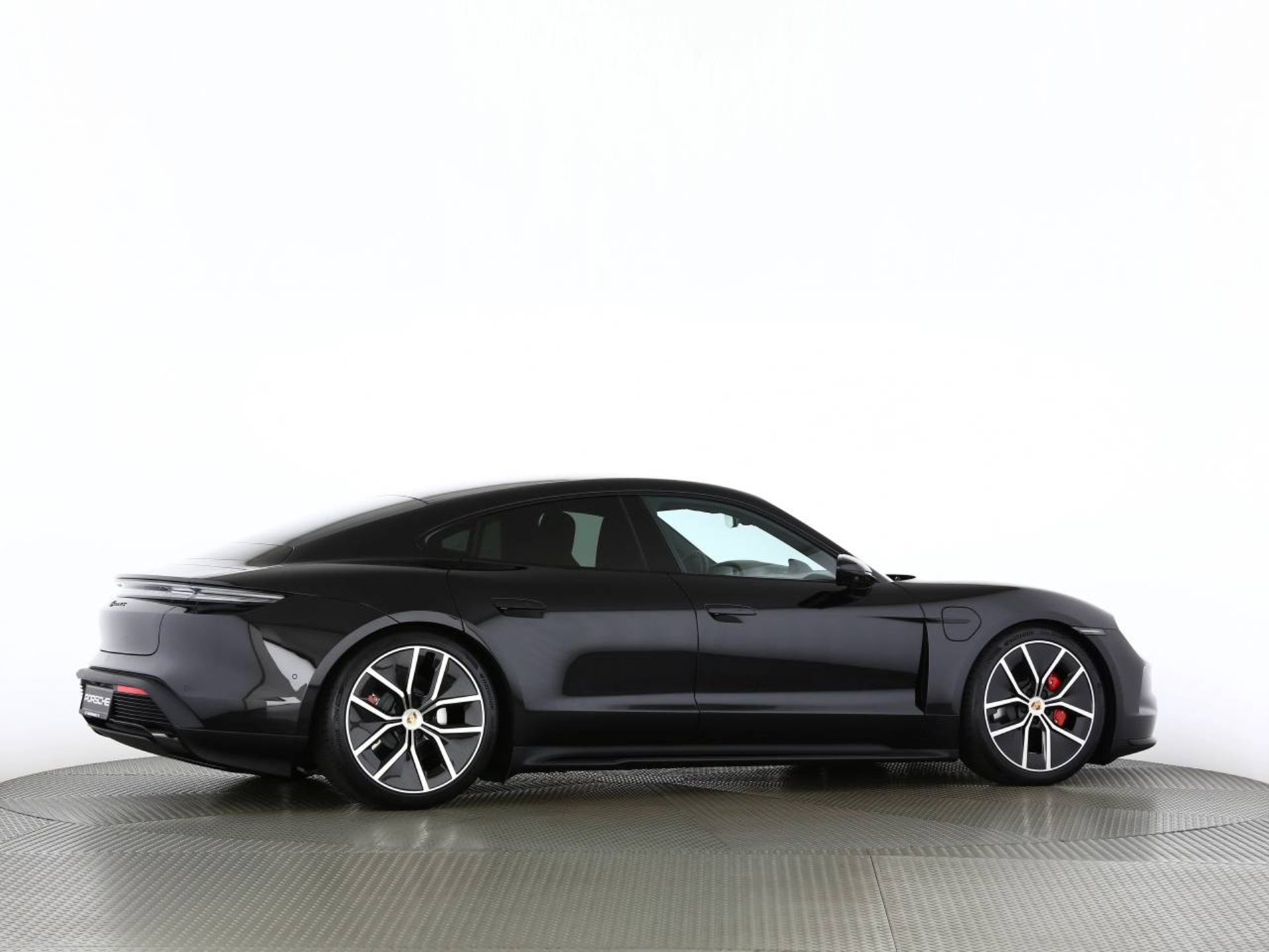 PORSCHE Taycan 4S Black Edition-image-22