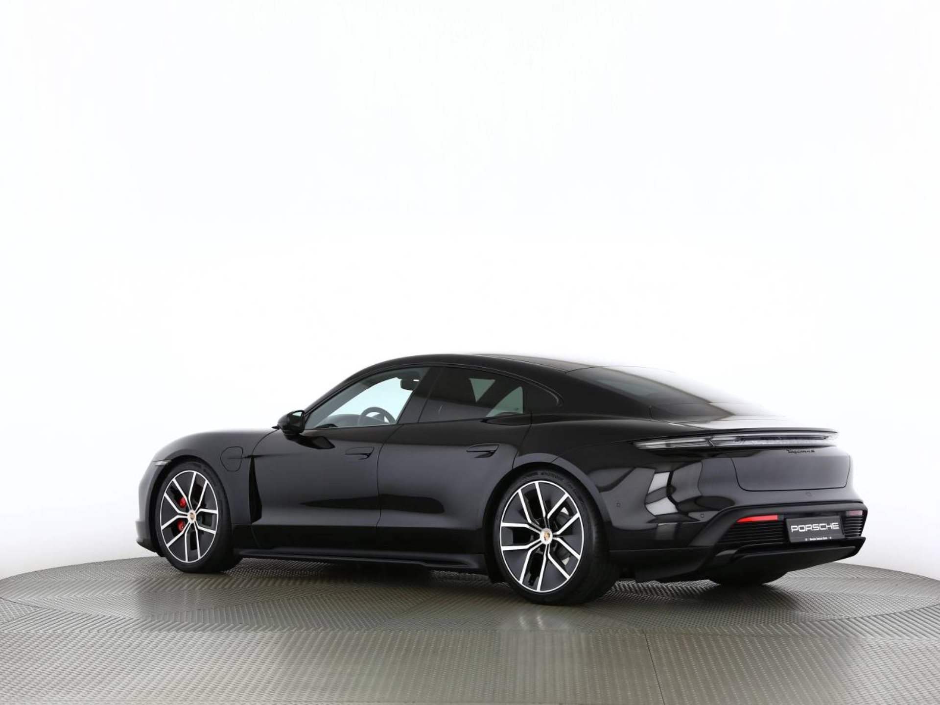 PORSCHE Taycan 4S Black Edition-image-15