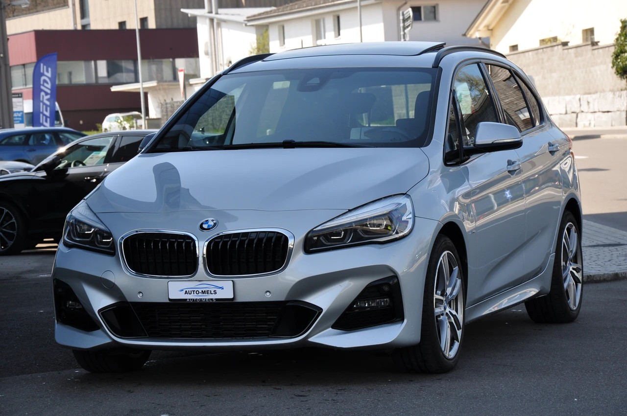 BMW 220d xDrive Active Tourer Steptronic M Sport-showroom-element-3