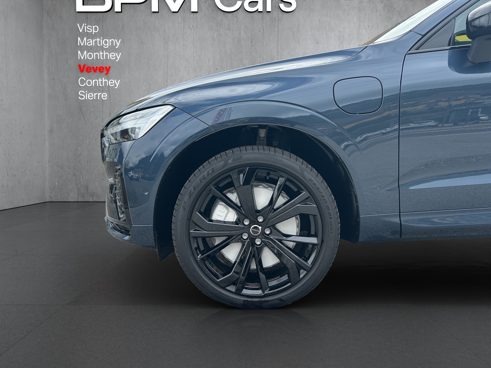 VOLVO XC60 T6 eAWD PluginHybrid Black Edition Geartronic-image-6