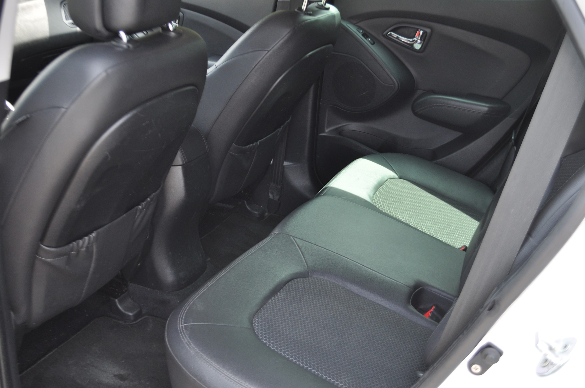 HYUNDAI iX 35 2.0 CRDi Style 4WD-image-7