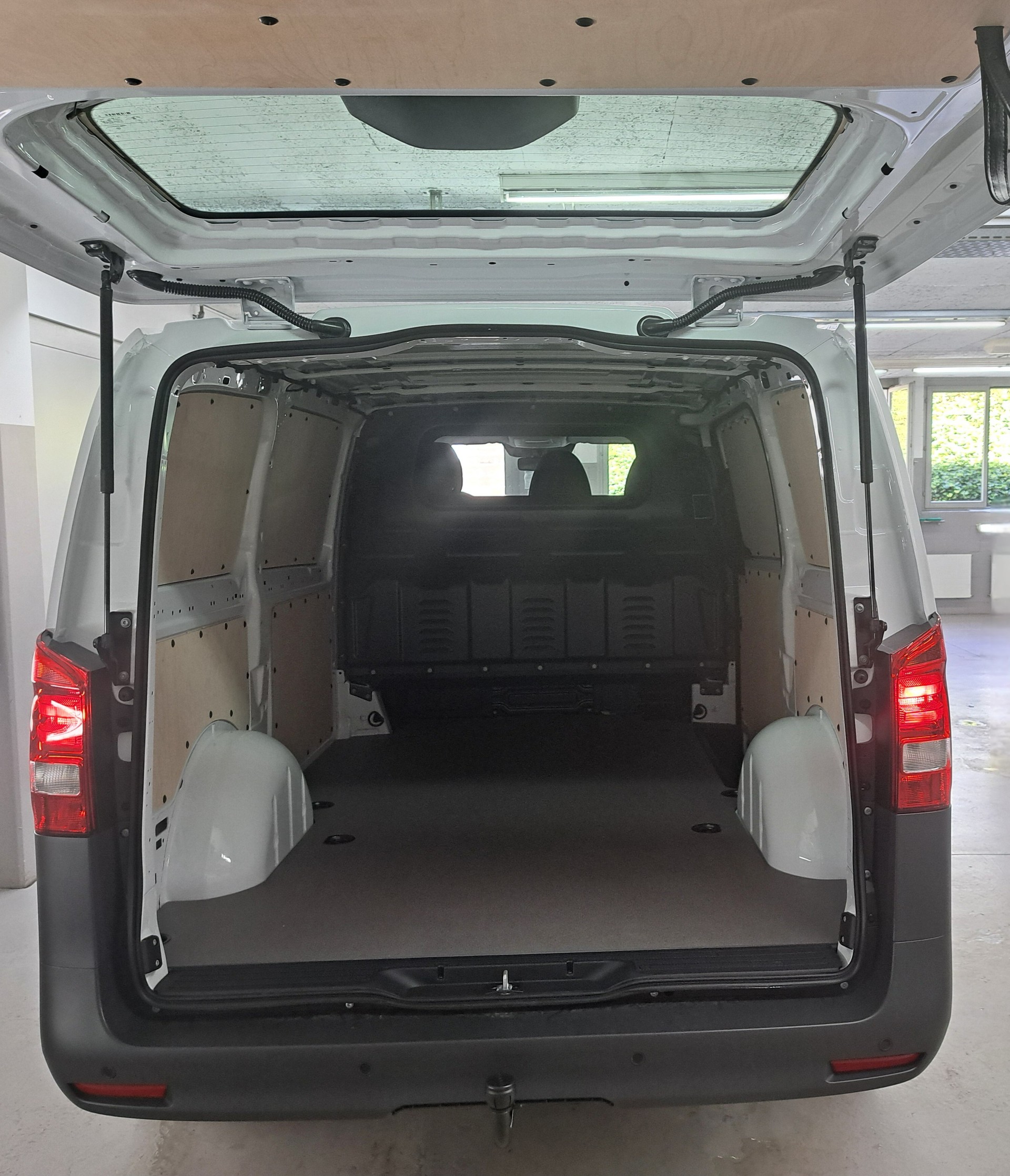 MERCEDES-BENZ Vito 116 CDI 4MATIC KA PRO 3200mm L-image-3
