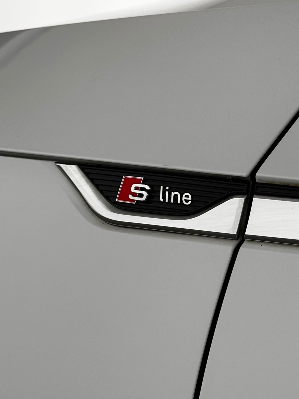 AUDI A5 Cabriolet 2.0 TDI S-Line S-tronic-image-6