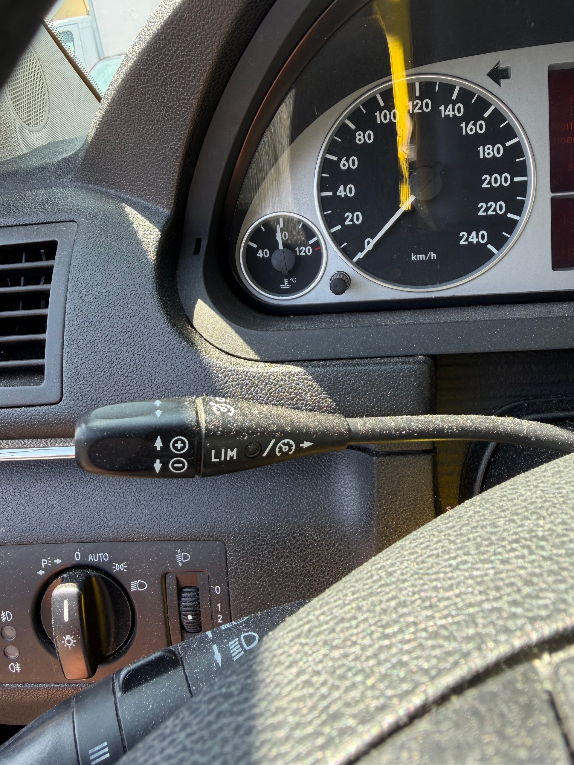 MERCEDES-BENZ B 170-image-17