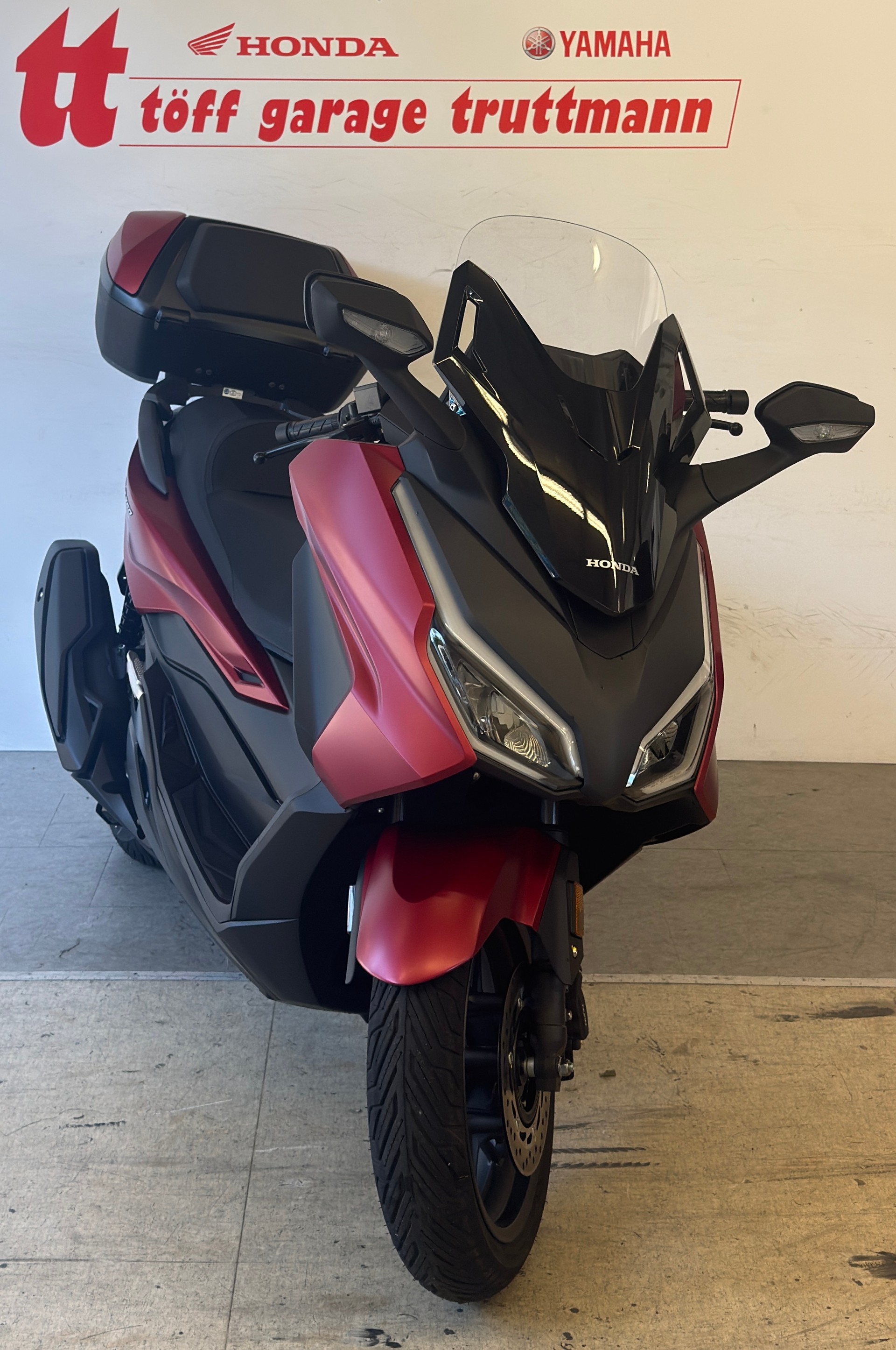 HONDA NSS 350 Top Box-showroom-element-2