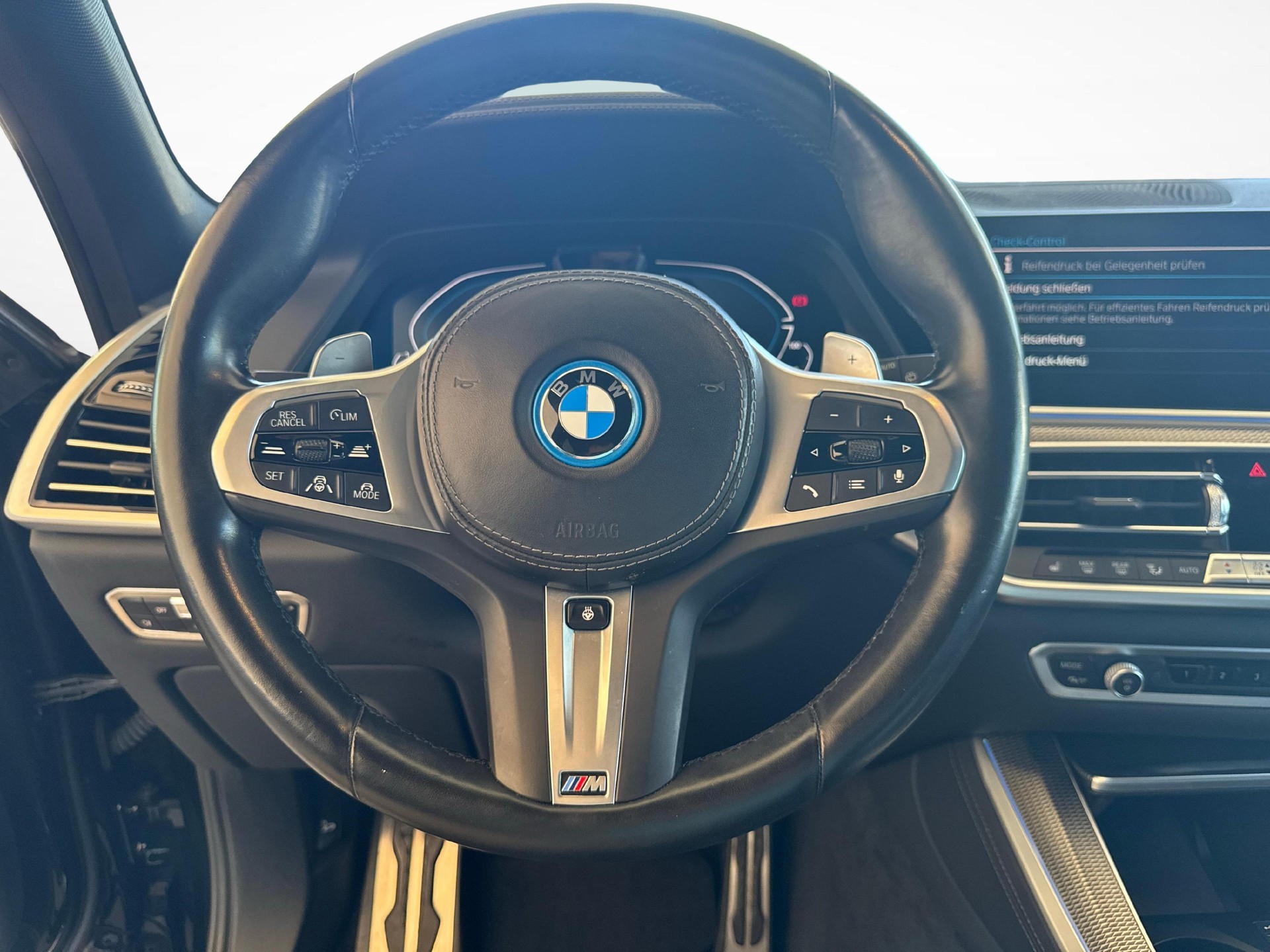 BMW X5 45e xDrive-image-14