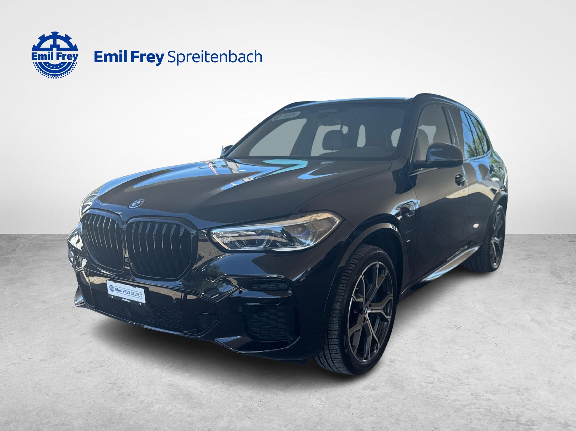 BMW X5 45e xDrive / ab 0,99% Leasing bei Abschluss einer Protect Autoversicherung