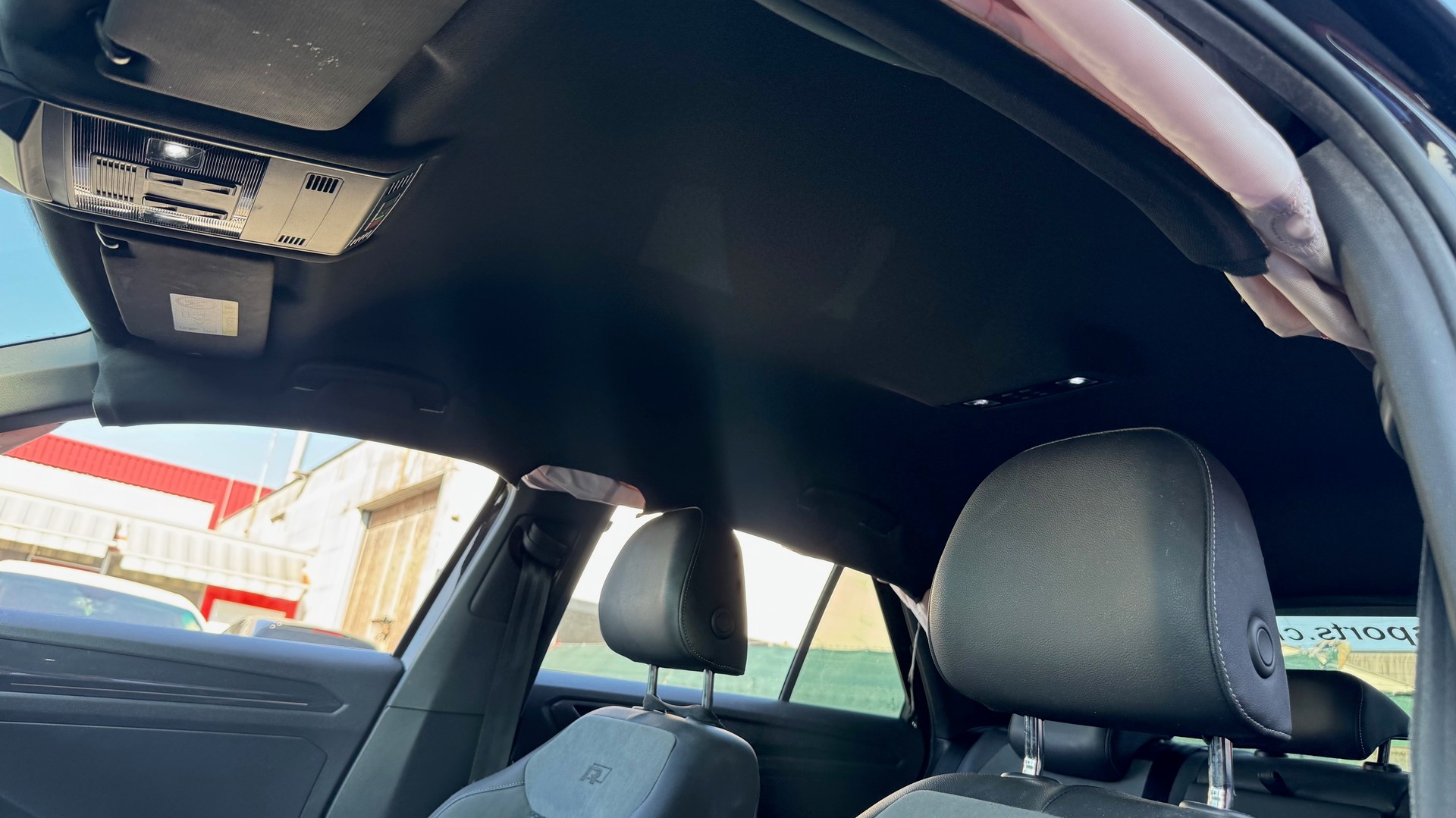 VW T-Roc 2.0 TSI Sport DSG 4Motion-image-14
