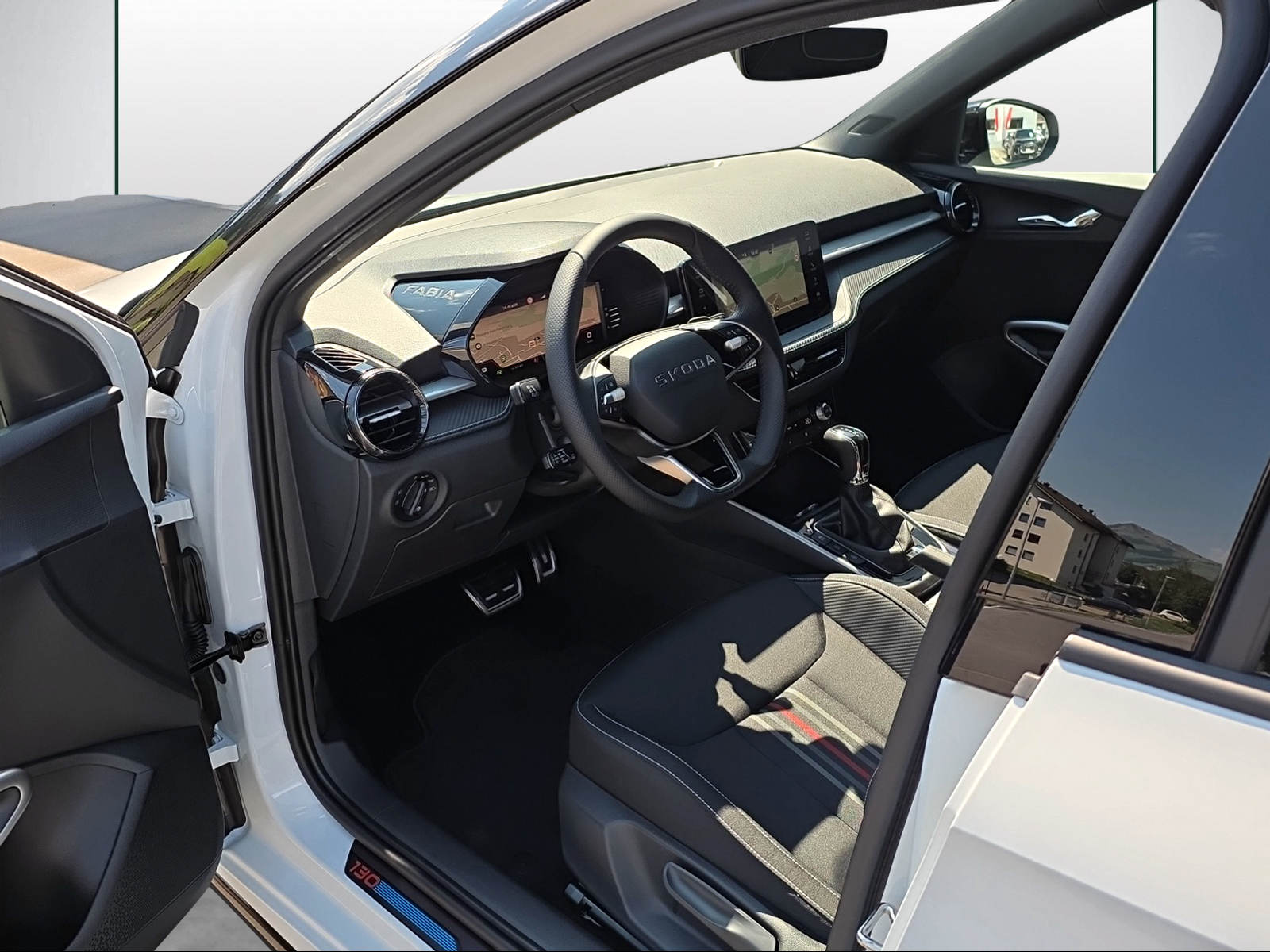SKODA Fabia 1.5 TSI 130 DSG-image-5