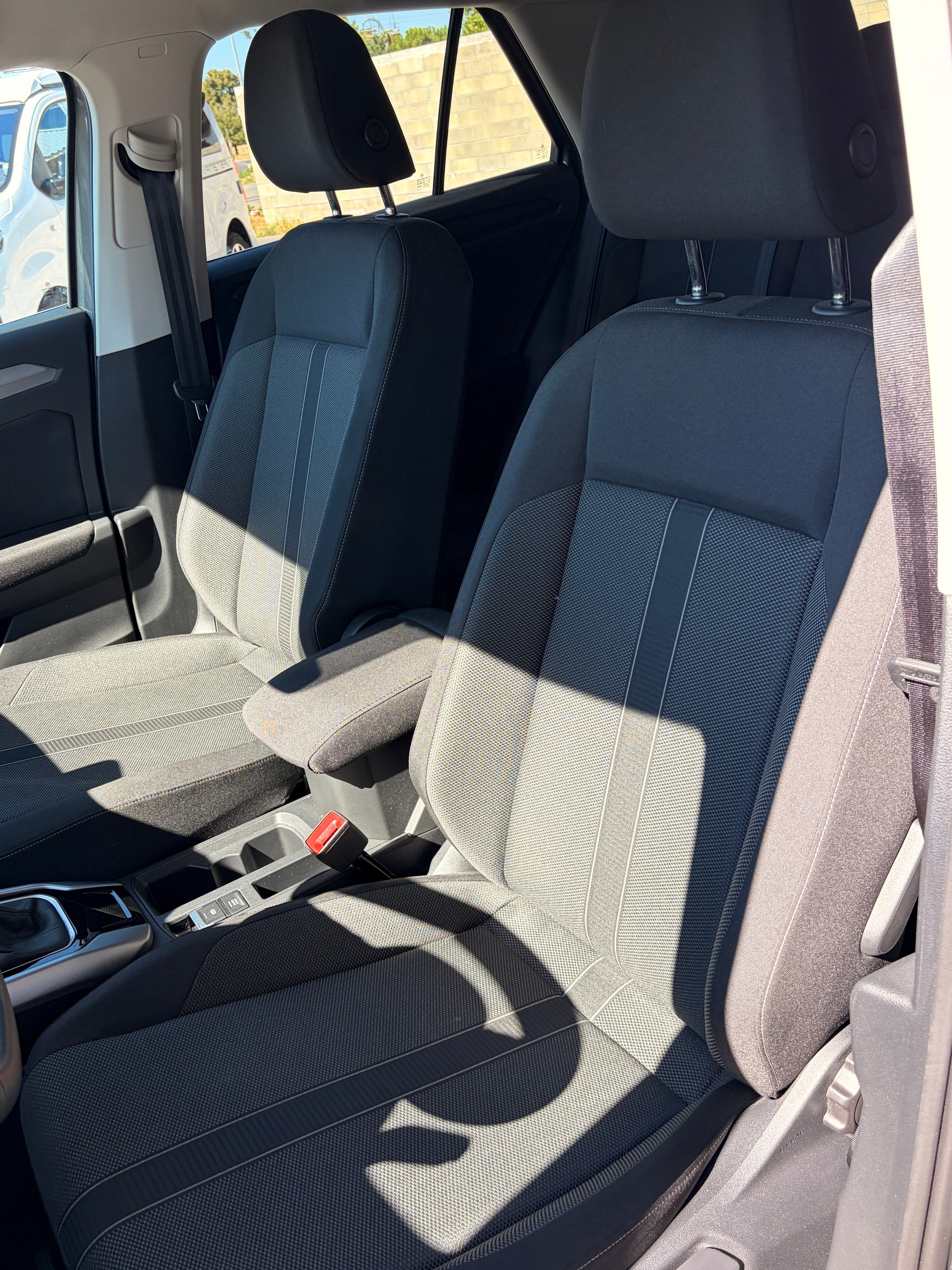 VW T-Roc 1.5 TSI EVO Life United DSG-image-7
