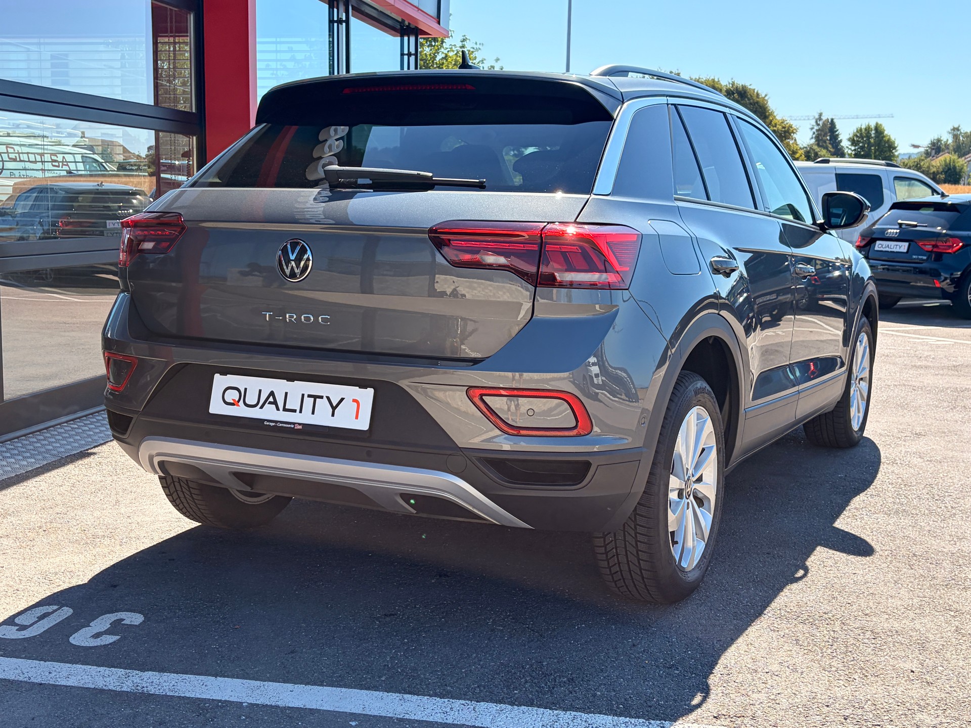 VW T-Roc 1.5 TSI EVO Life United DSG-image-4