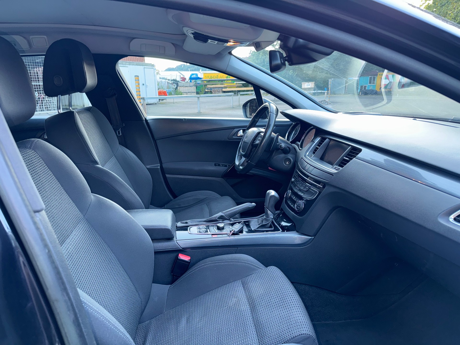PEUGEOT 508 SW 2.0 HDI Allure Automatic-image-9