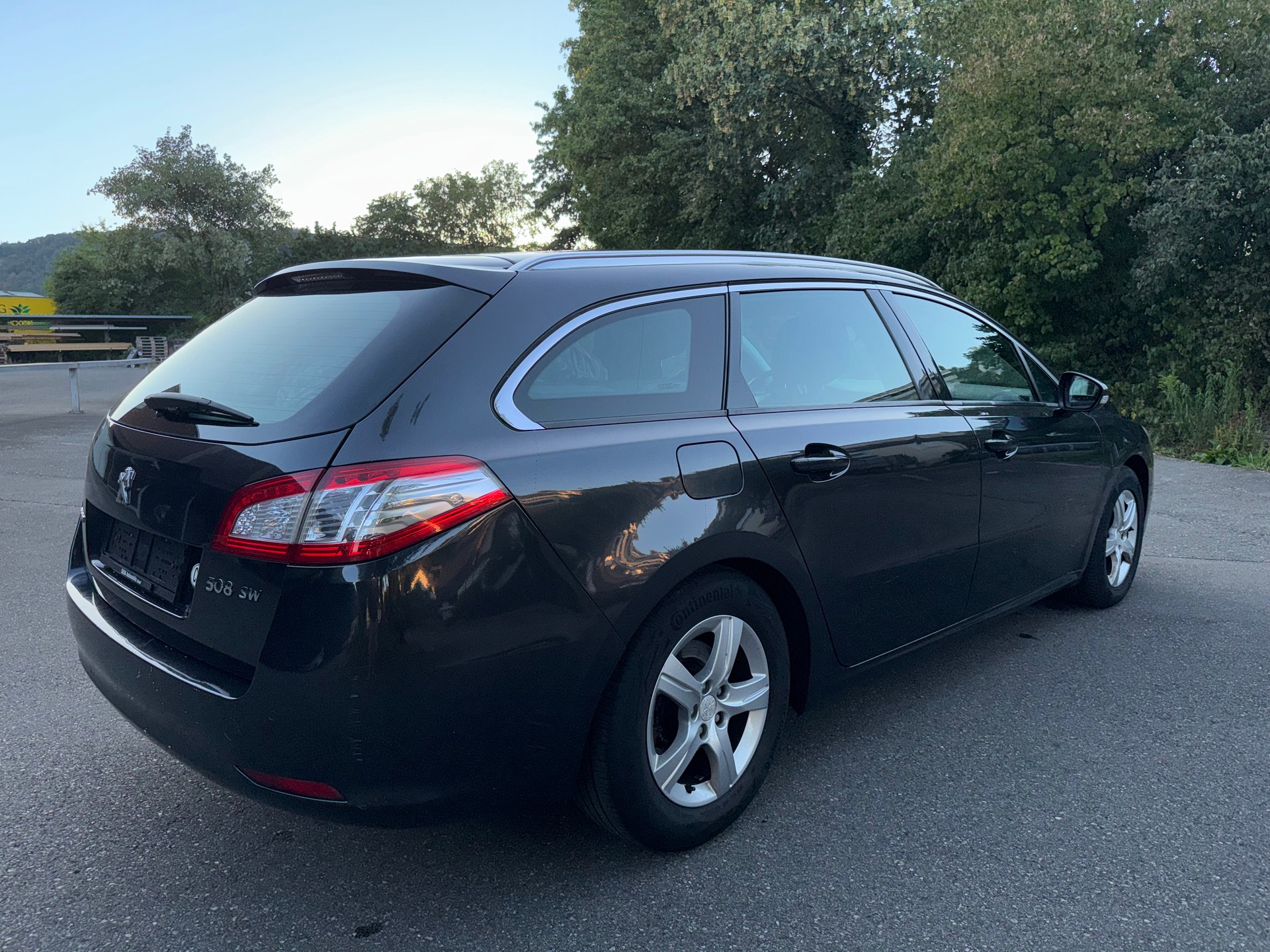 PEUGEOT 508 SW 2.0 HDI Allure Automatic-image-3