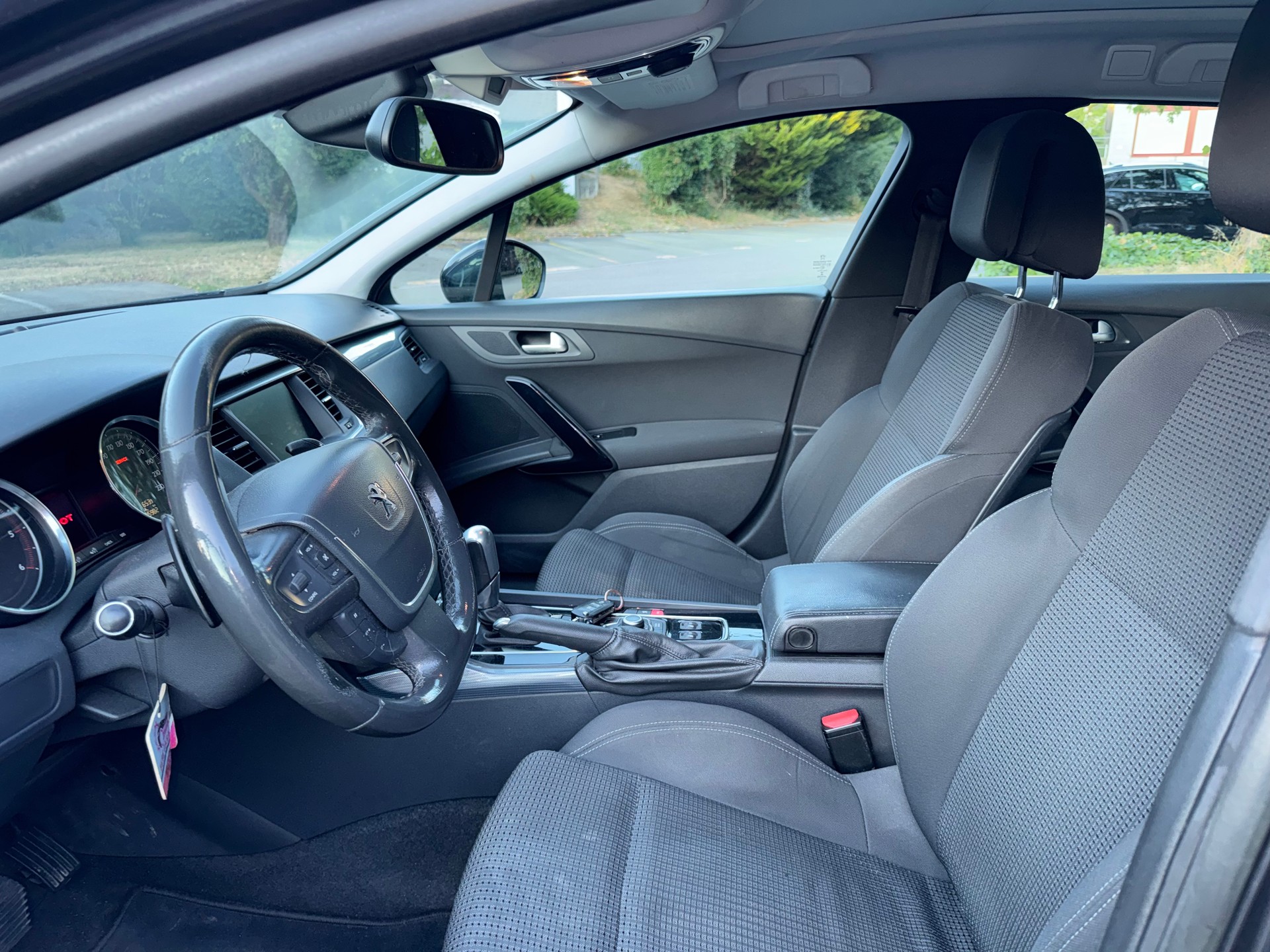 PEUGEOT 508 SW 2.0 HDI Allure Automatic-image-7