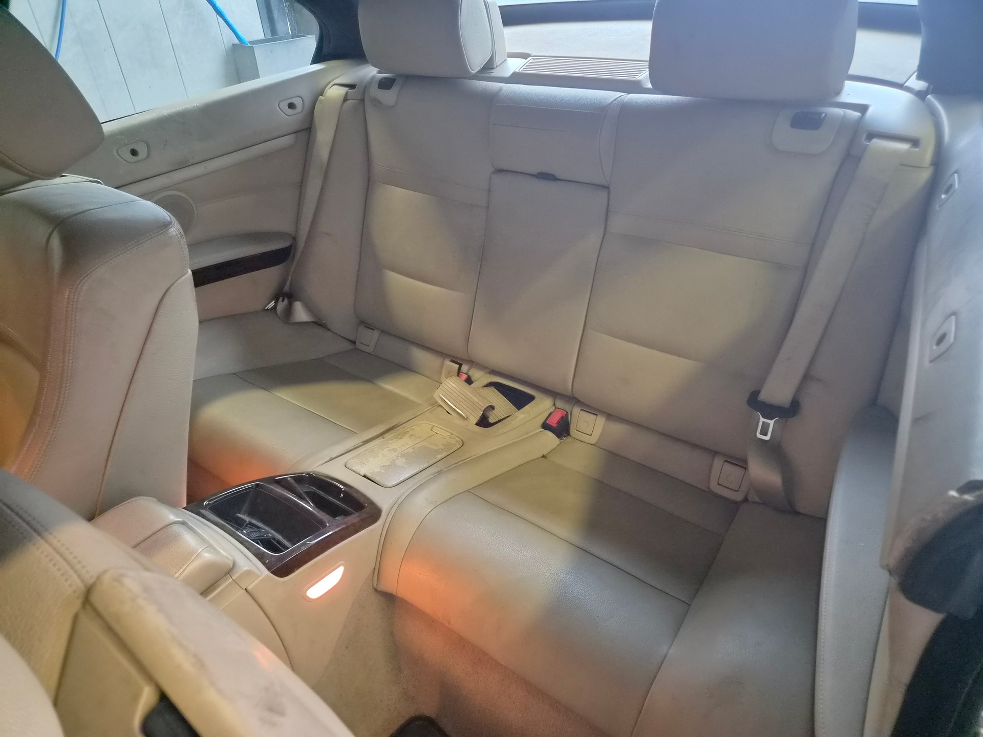 BMW 325i Cabriolet Steptronic-image-11