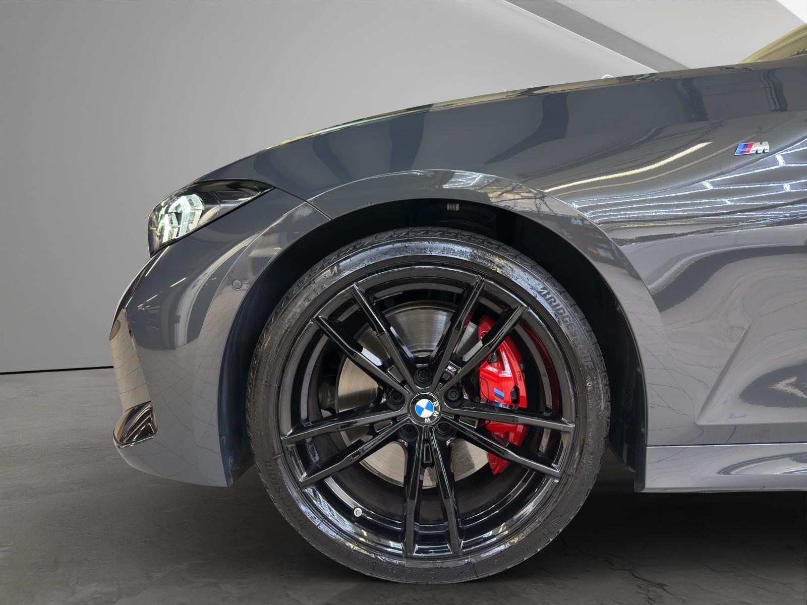 BMW M340i xDrive Touring-image-21