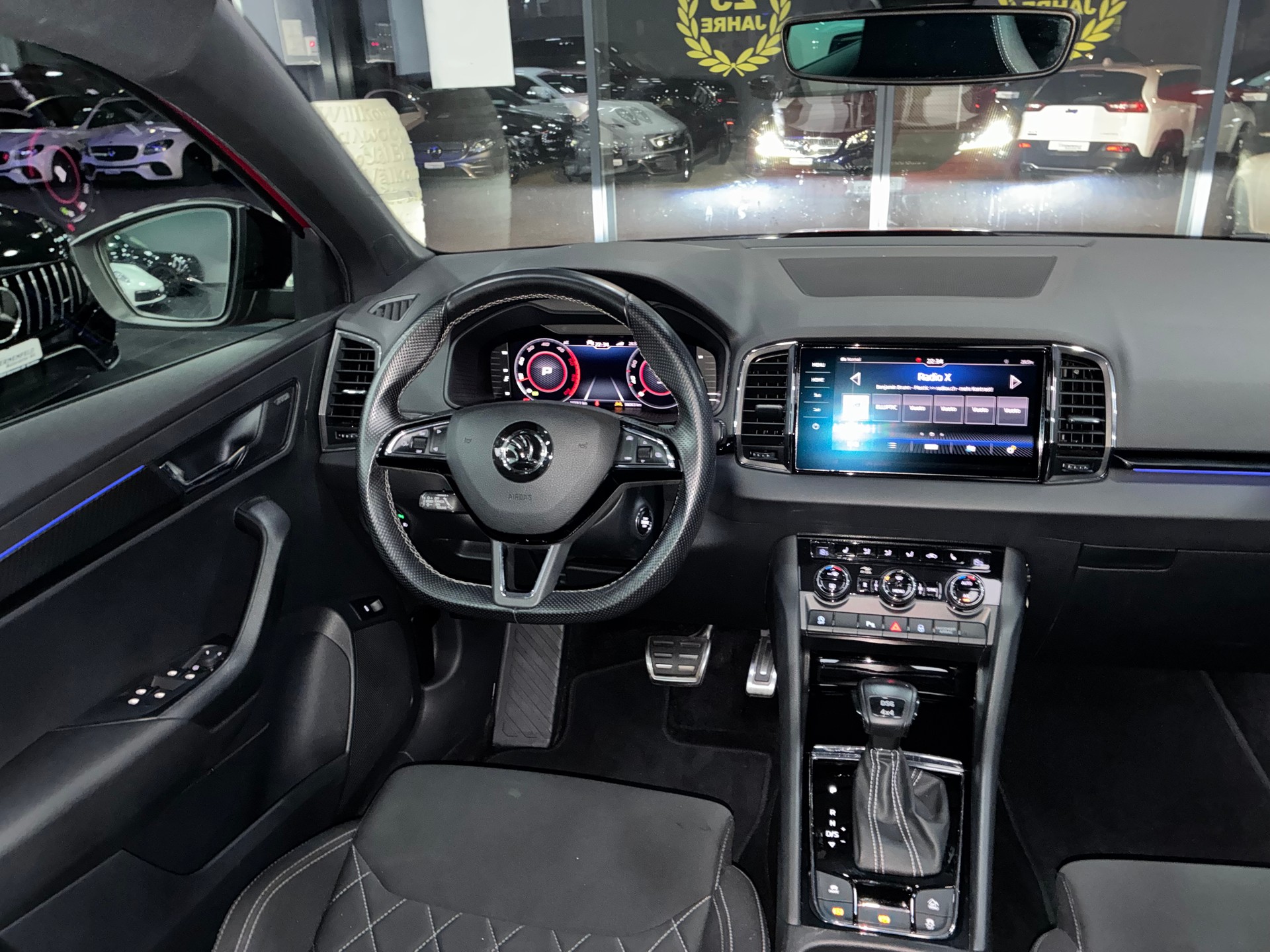 SKODA Karoq 2.0 TDI SCR SportLine 4x4 DSG-image-7