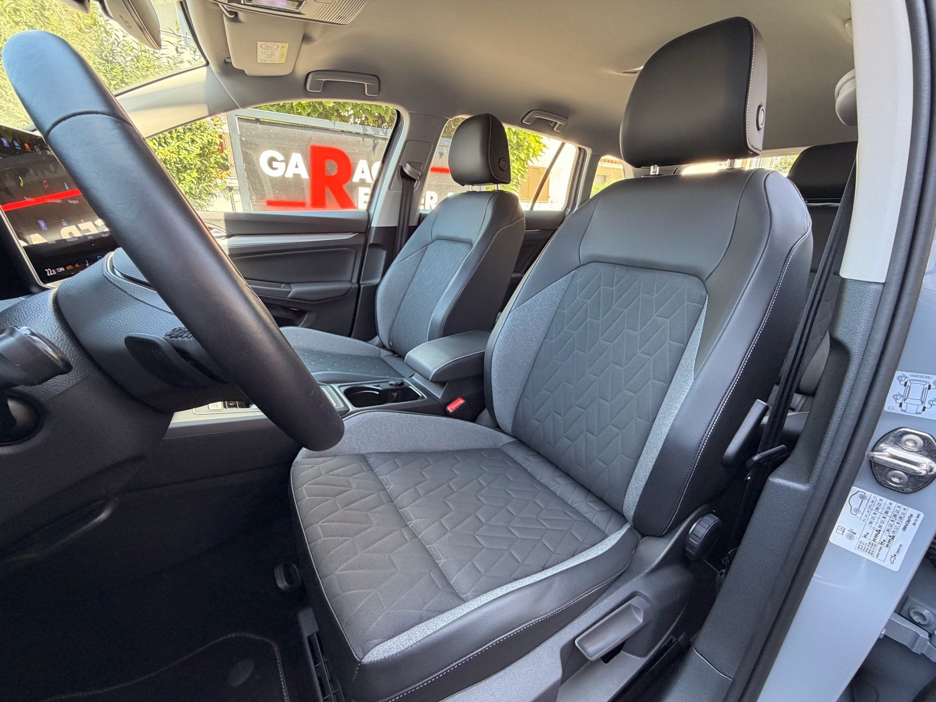 VW Golf Variant 1.5 eTSI DSG 150 PS GOAL *** ANHÄNGEKUPPLUNG & 5 JAHRE VW WERKSGARANTIE ***-image-7