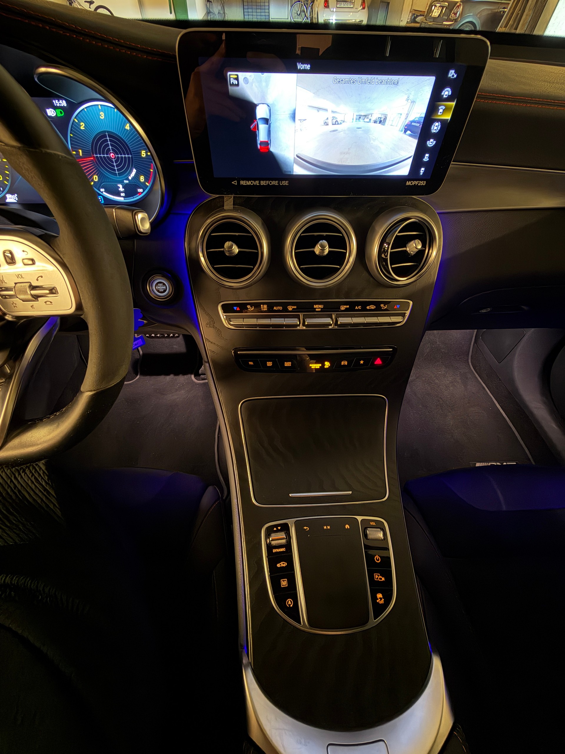 MERCEDES-BENZ GLC 220 d AMG Line Coupé 4m-image-8