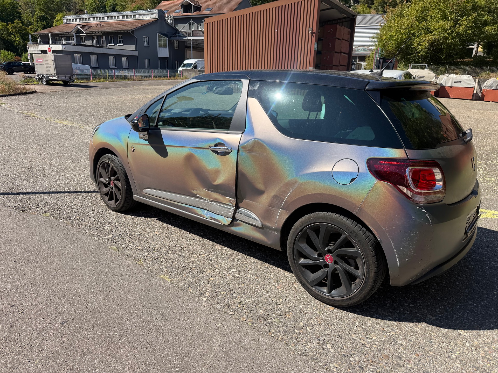 DS AUTOMOBILES DS 3 1.2 PureTech Performance Line EAT6-image-2