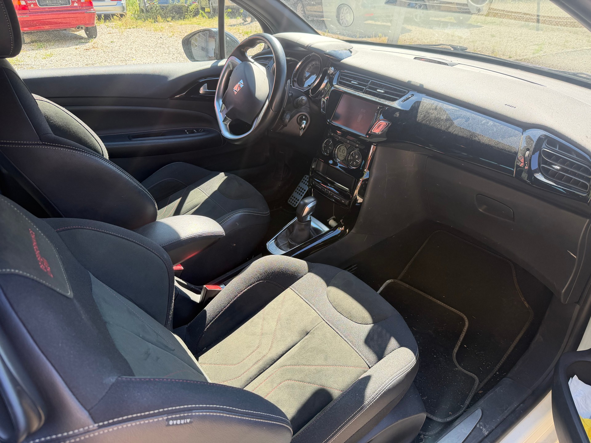 DS AUTOMOBILES DS 3 1.2 PureTech Performance Line EAT6-image-6