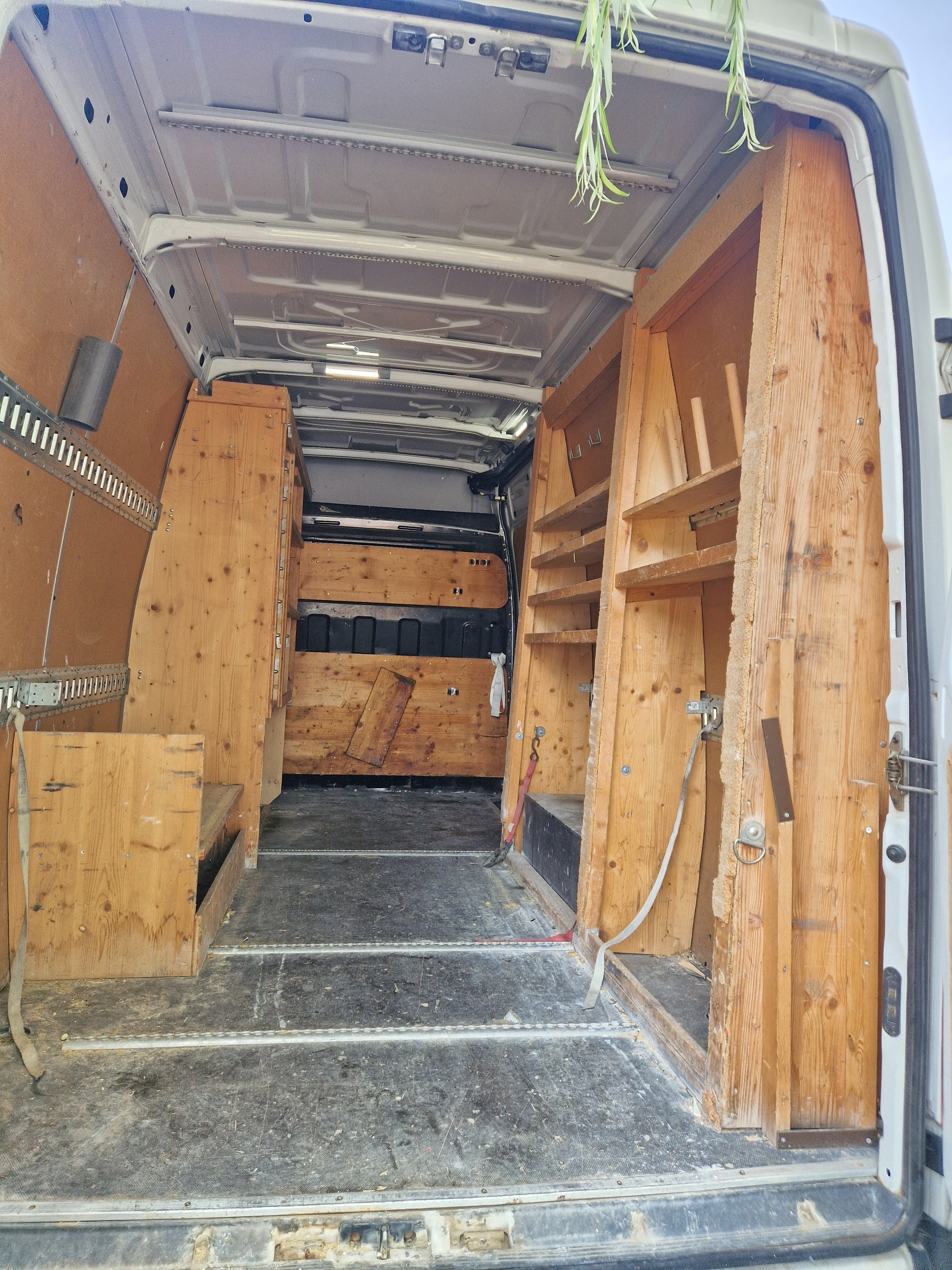 IVECO 35 S 17 V A-image-6