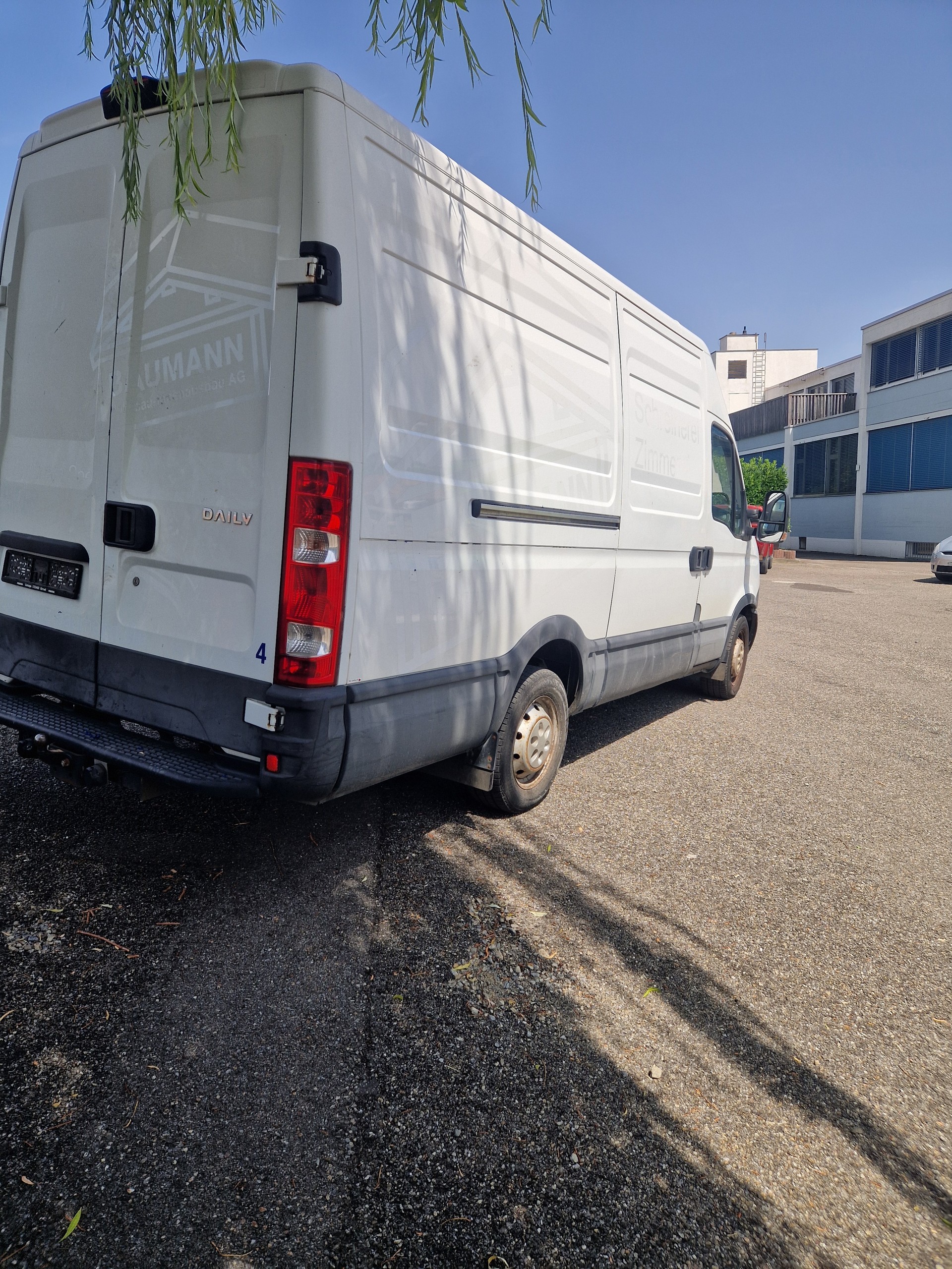 IVECO 35 S 17 V A-image-3