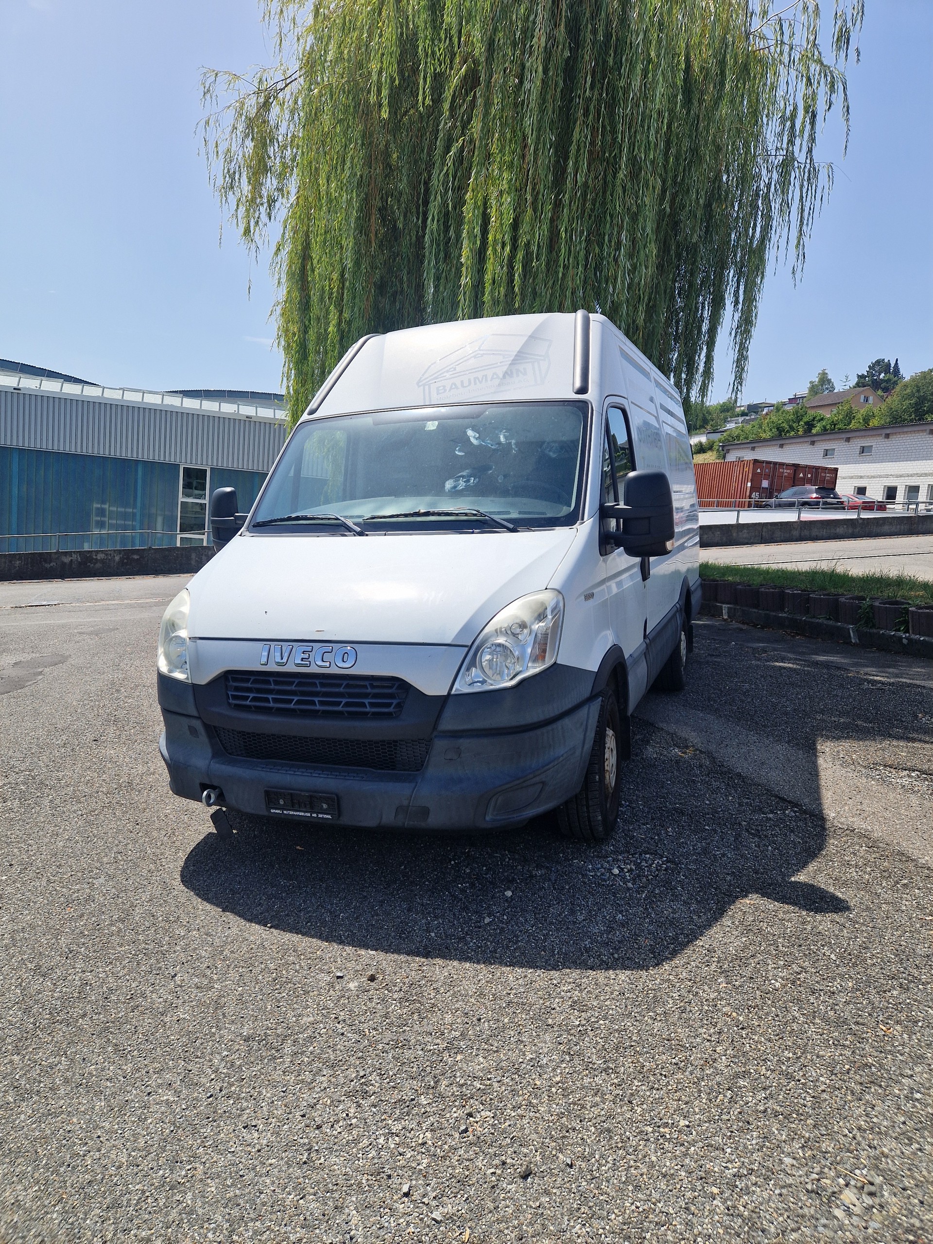 IVECO 35 S 17 V A-image-2