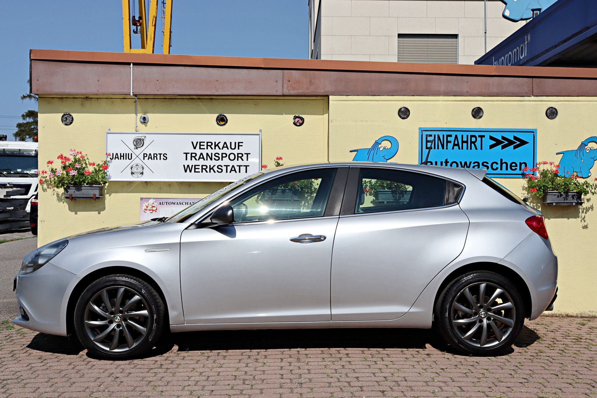 ALFA ROMEO Giulietta 1.6 JTDM Progression-image-1