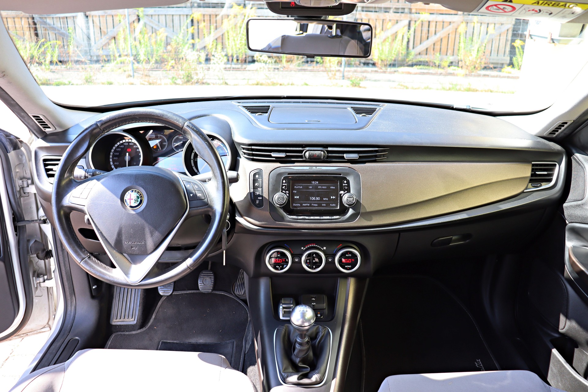 ALFA ROMEO Giulietta 1.6 JTDM Progression-image-13