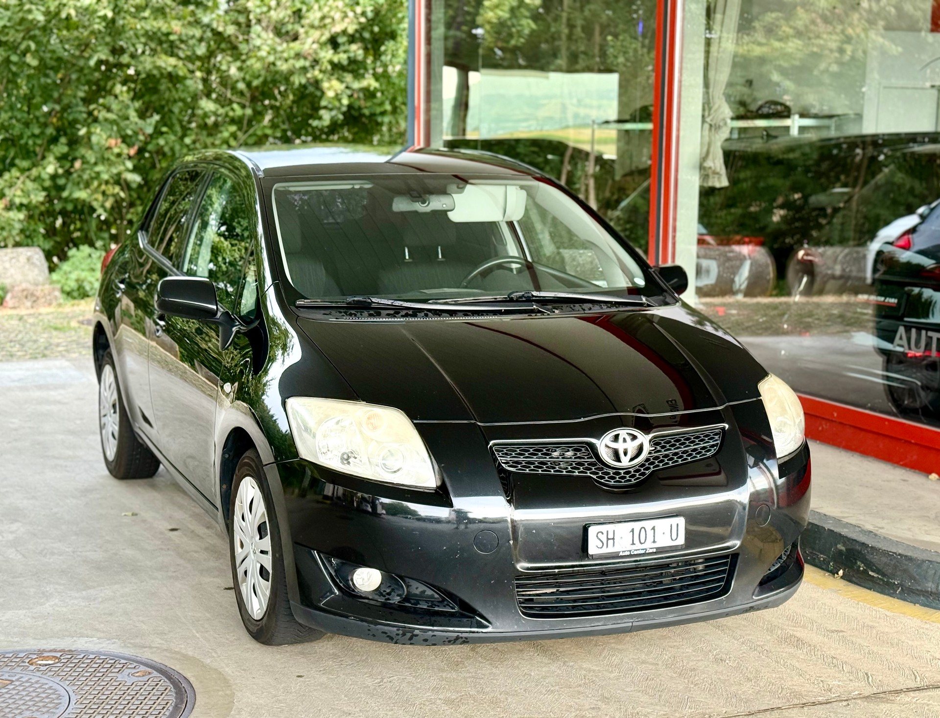 TOYOTA Auris 1.6 Style-image-0