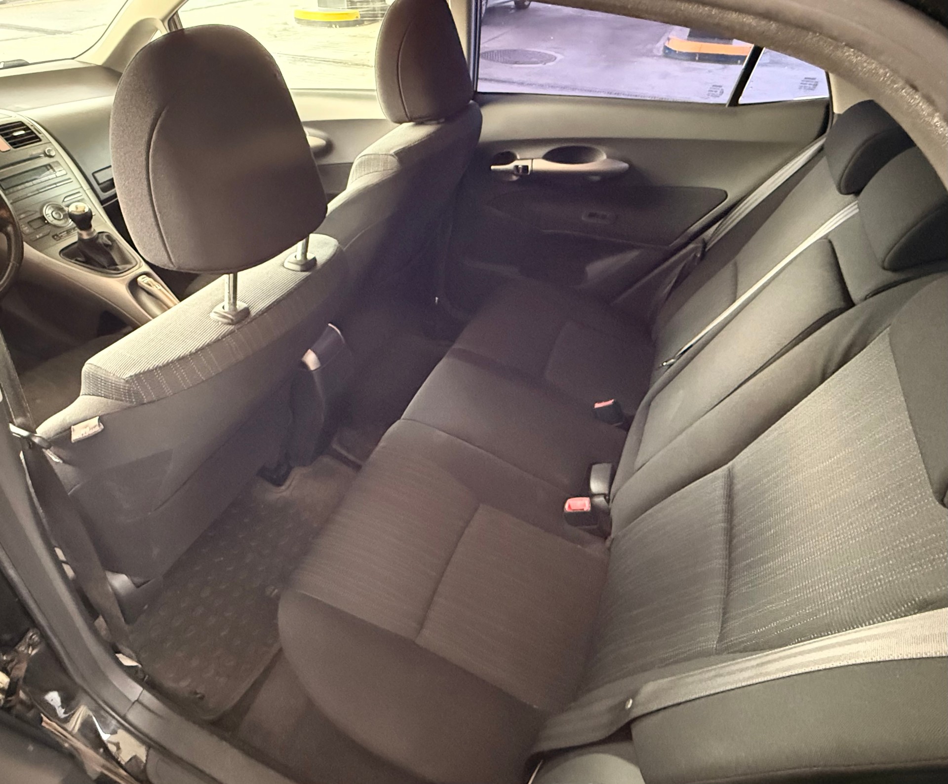 TOYOTA Auris 1.6 Style-image-9