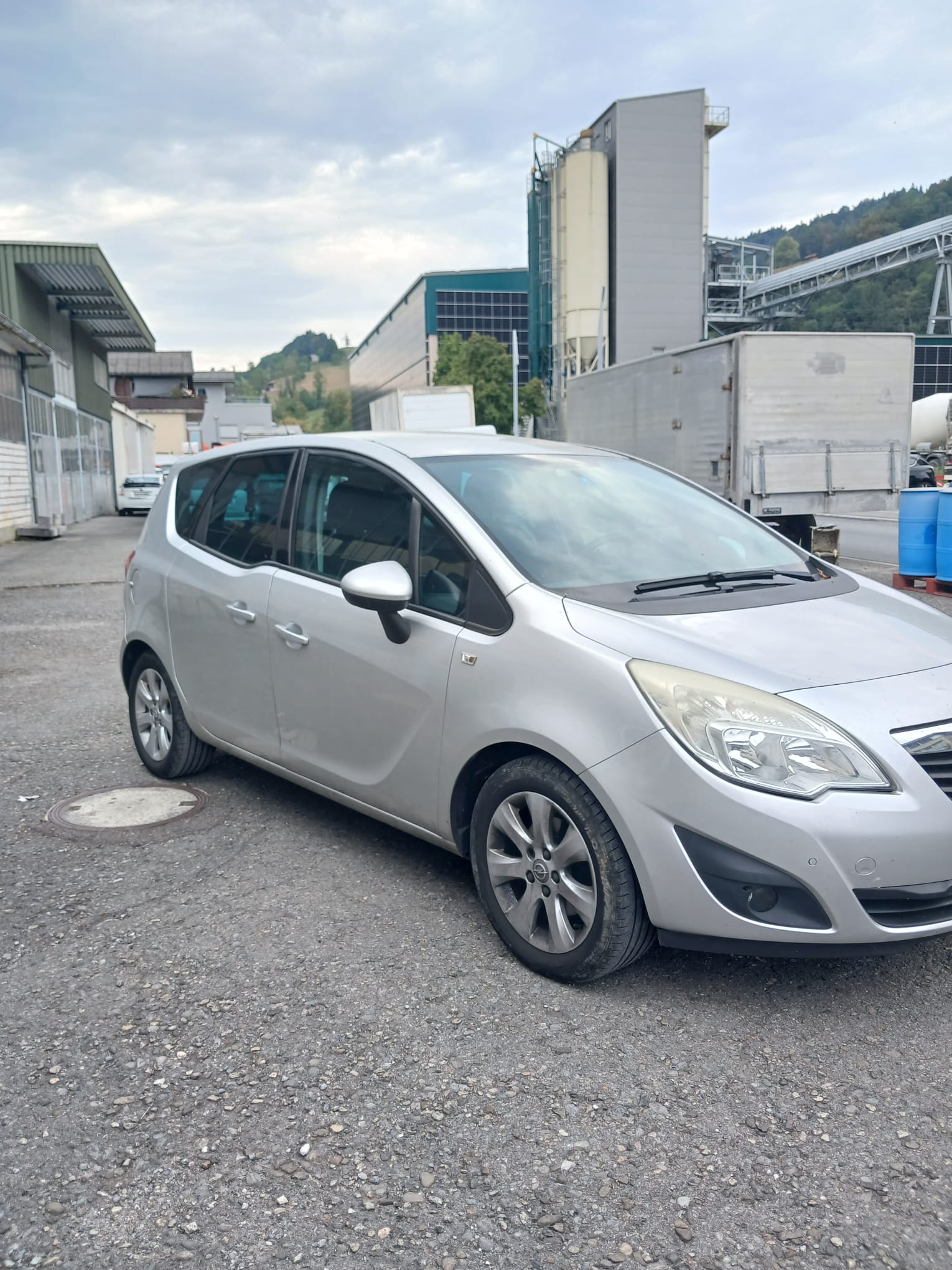 OPEL Meriva 1.4 Turbo-image-1