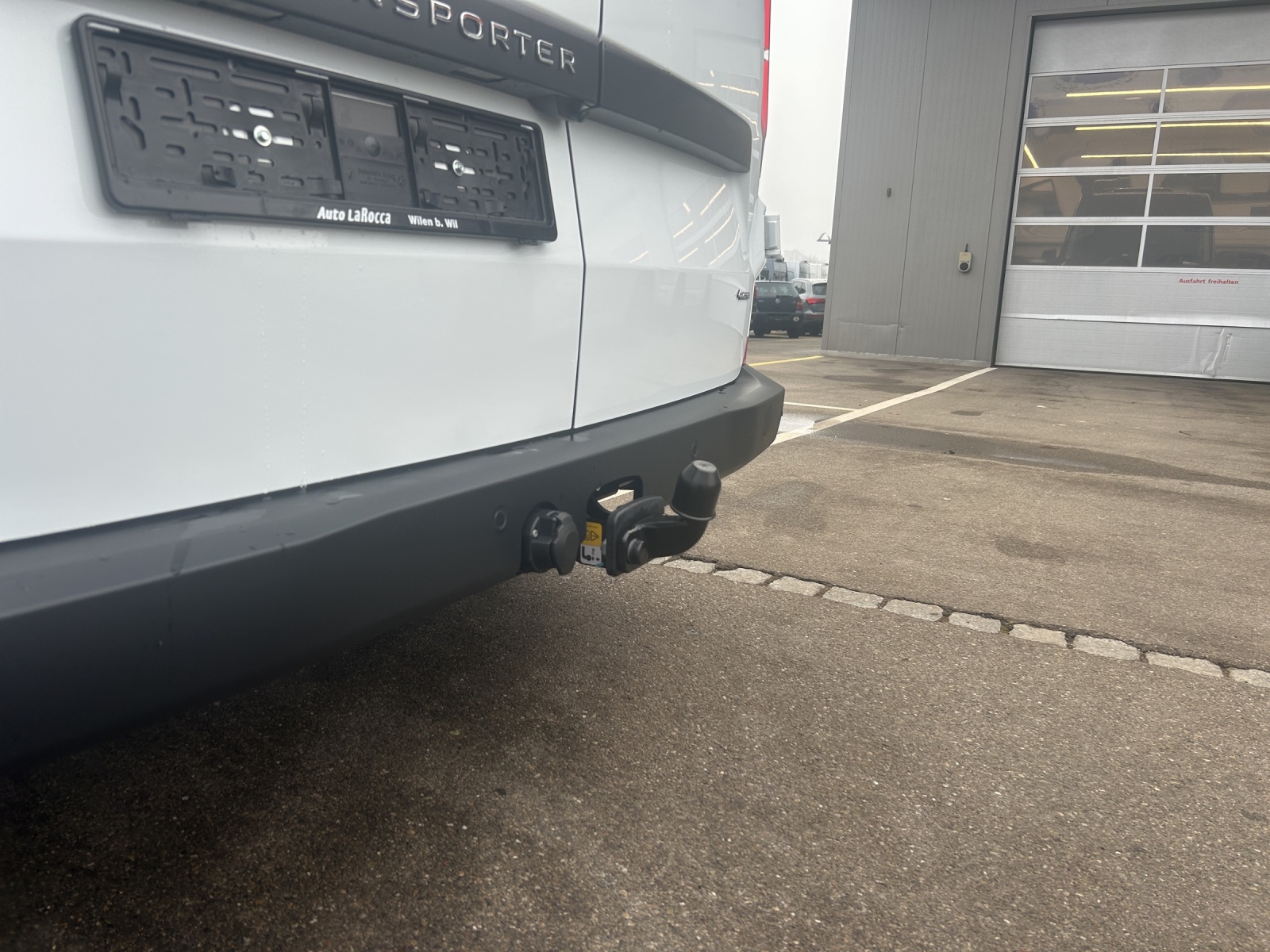 VW Transporter 2.0 TDI 4Motion Automat *Flügeltüren * 2-Schiebetüren *-image-18