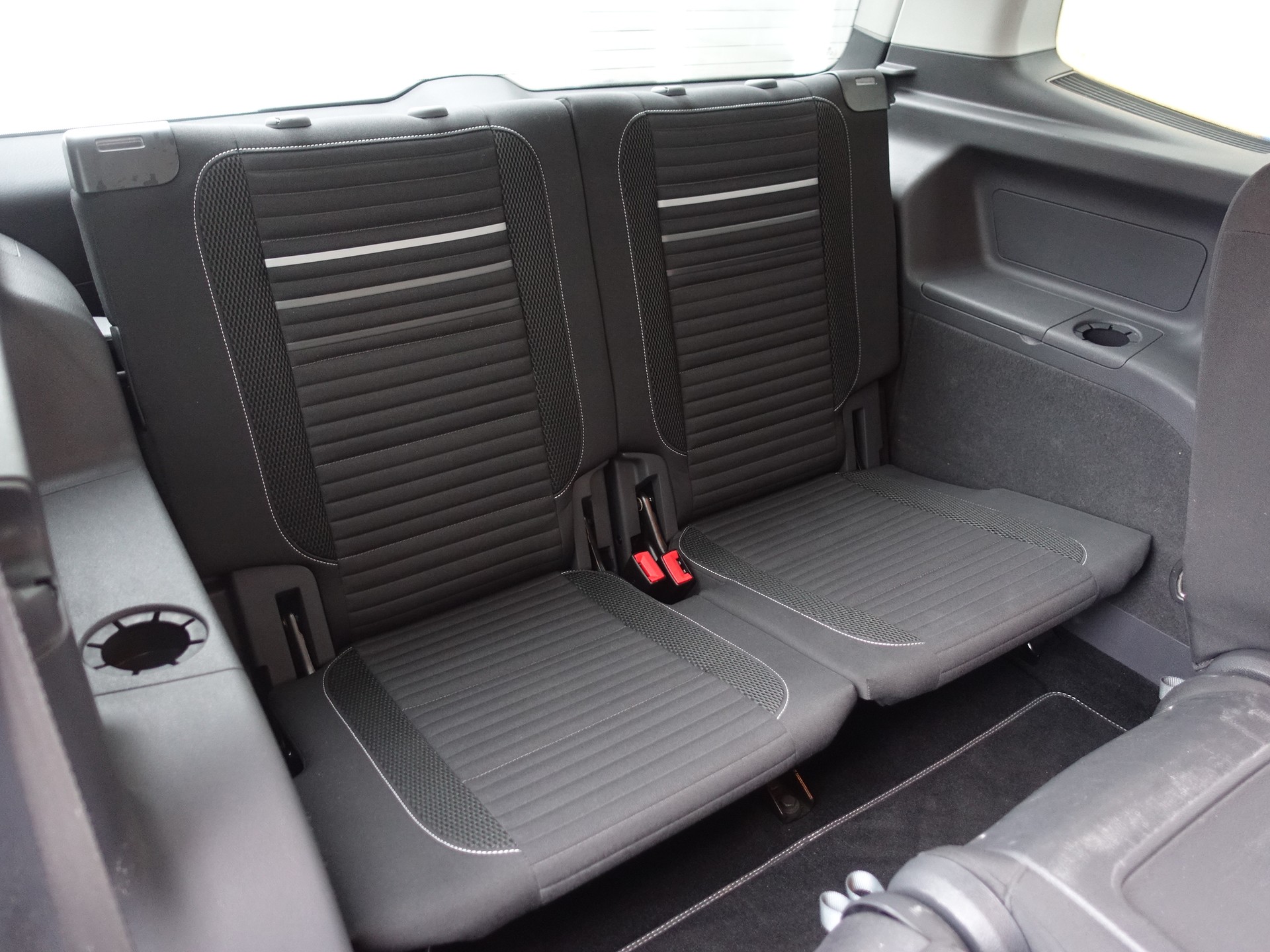 VW Touran 1.4 TSI Cup-image-15