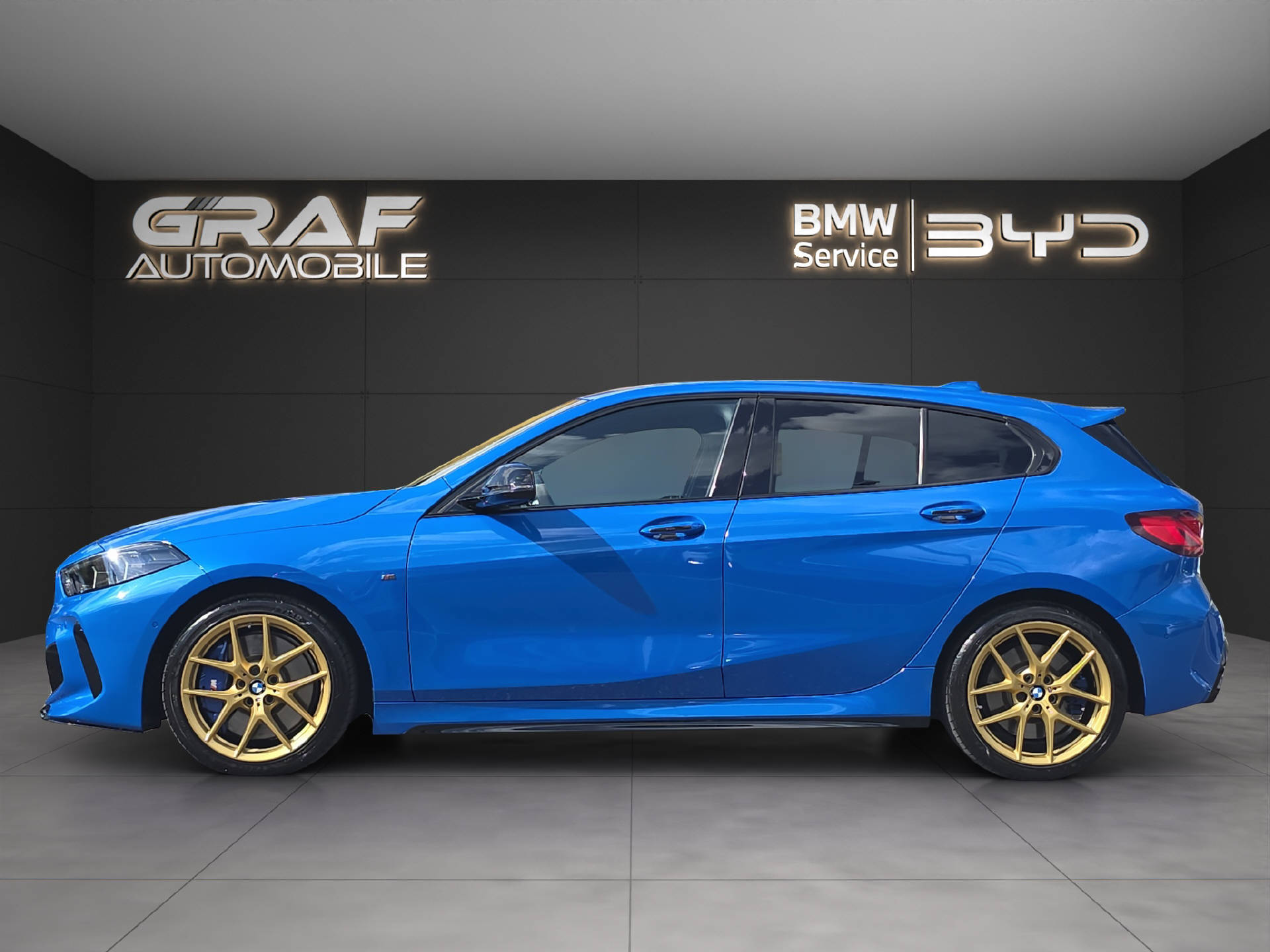 BMW M135i xDrive ** Frisch ab MFK & 12 Monate GARANTIE **-image-18