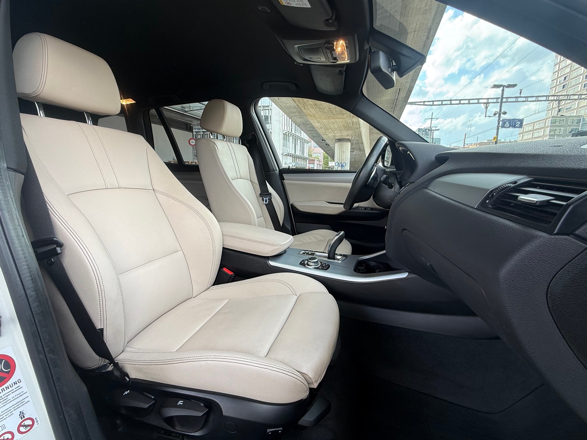 BMW X3 xDrive 20d Steptronic M-Paket-image-13