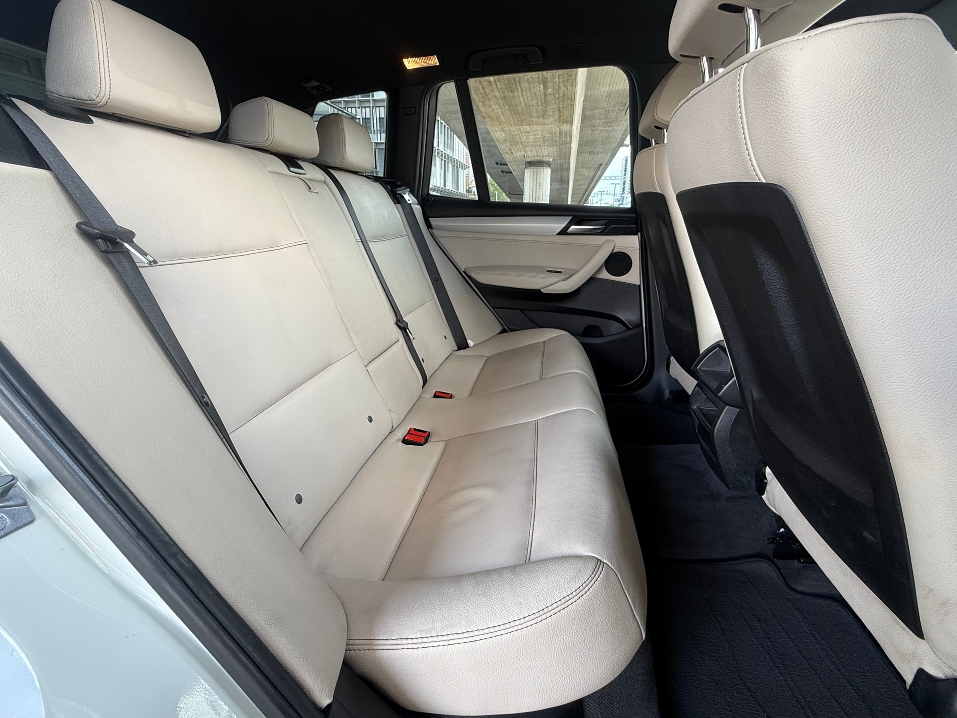 BMW X3 xDrive 20d Steptronic M-Paket-image-15