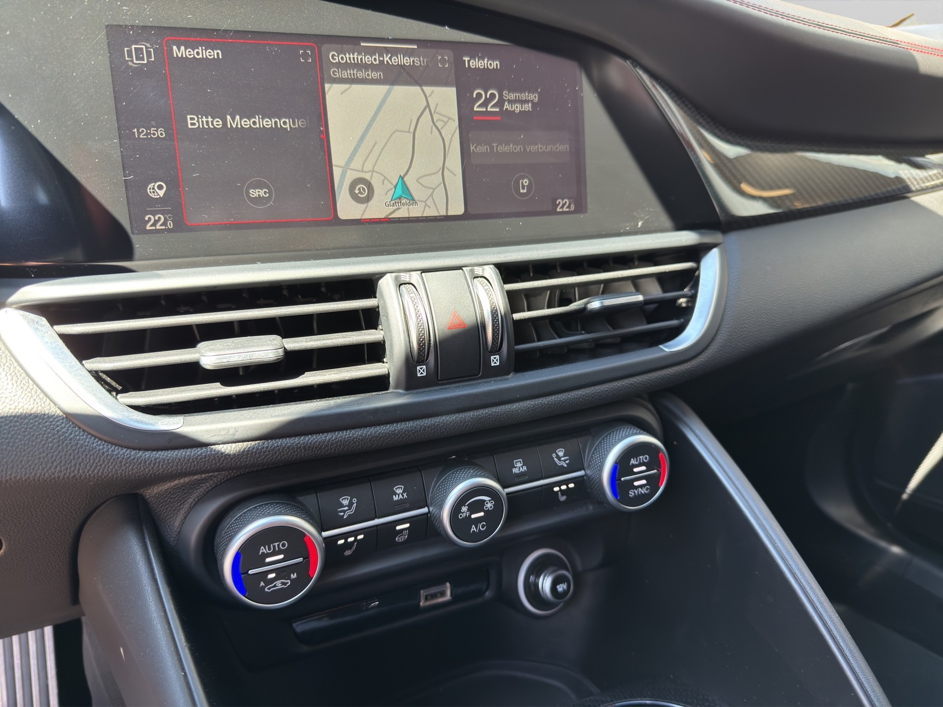 ALFA ROMEO Giulia 2.9 V6 Quadrifoglio Automatic * Facelift * rosso competizione * CH Fahrzeug * Garantie *-image-12