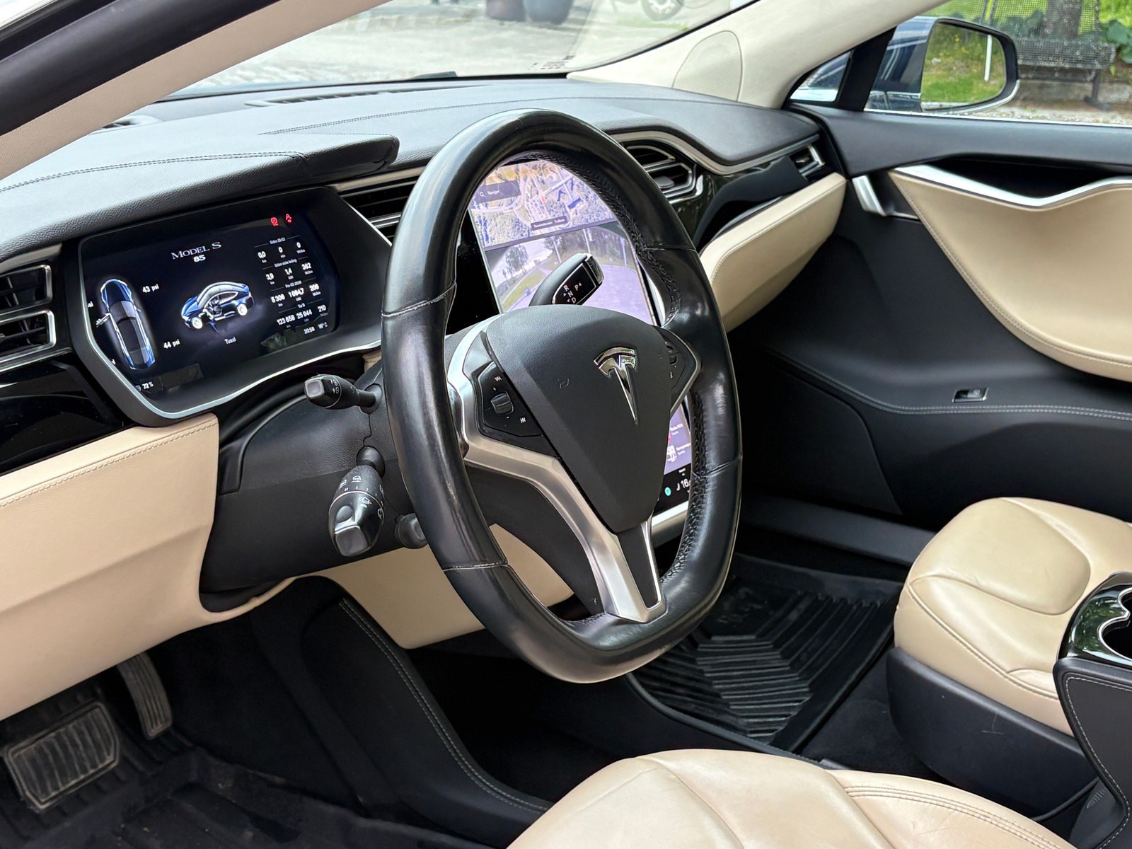 TESLA 85-image-3
