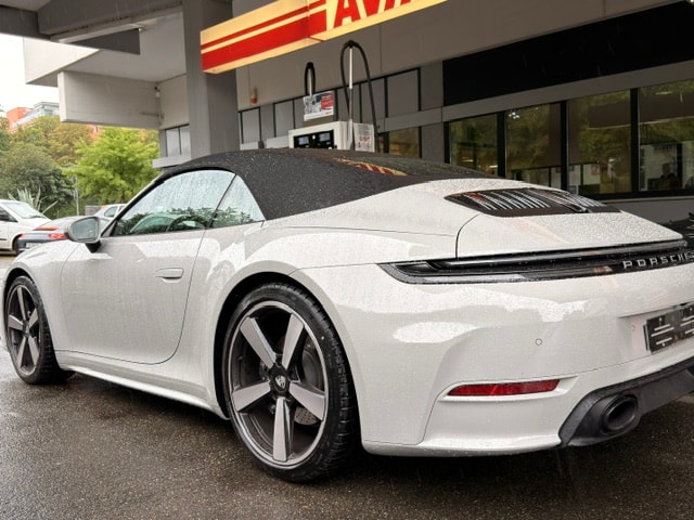 PORSCHE Carrera-image-4