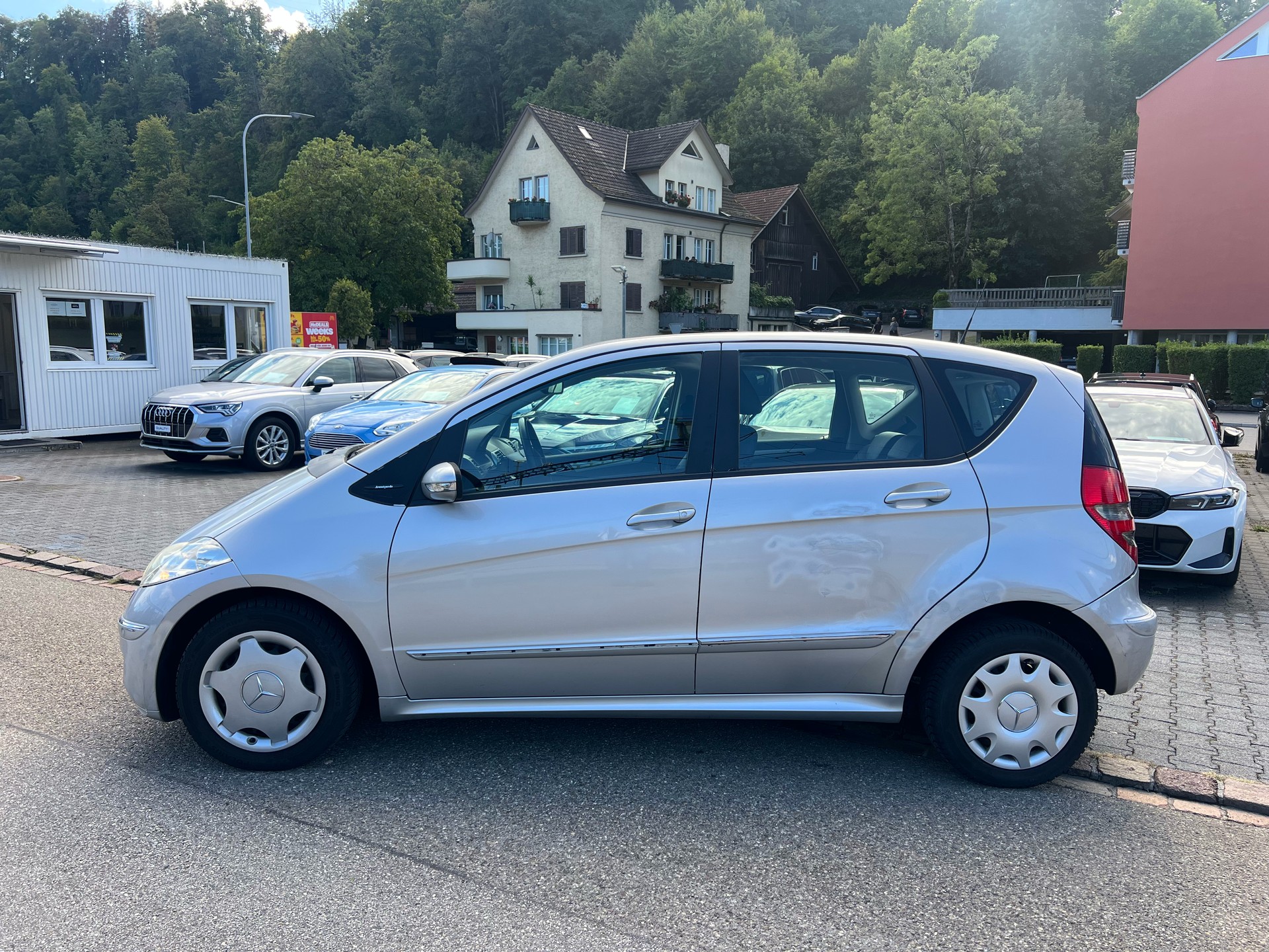 MERCEDES-BENZ A 200 CDI Avantgarde-image-1