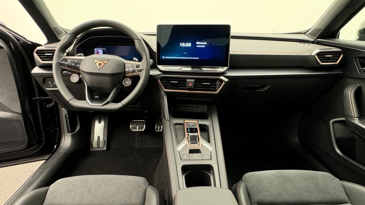 CUPRA Formentor 1.5 e-HYBRID pHEV VZ Black Edition-image-5