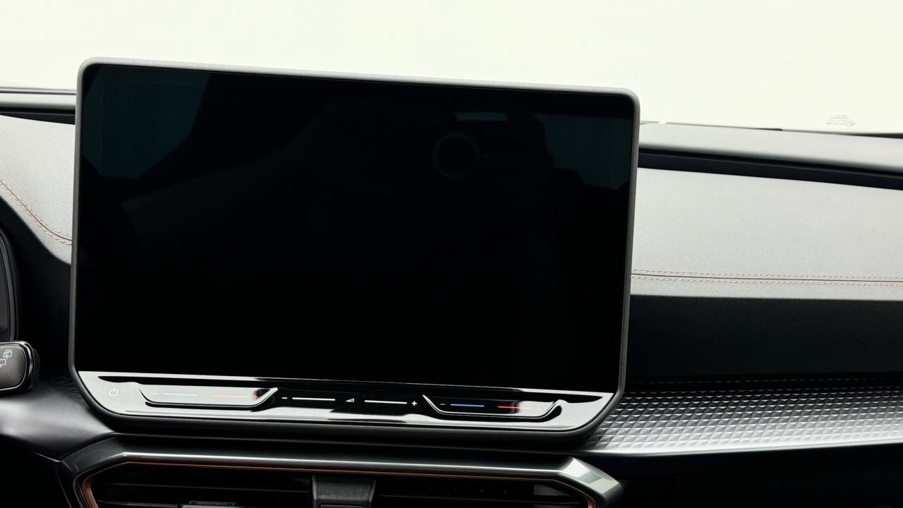 CUPRA Formentor 1.5 e-HYBRID pHEV VZ Black Edition-image-7