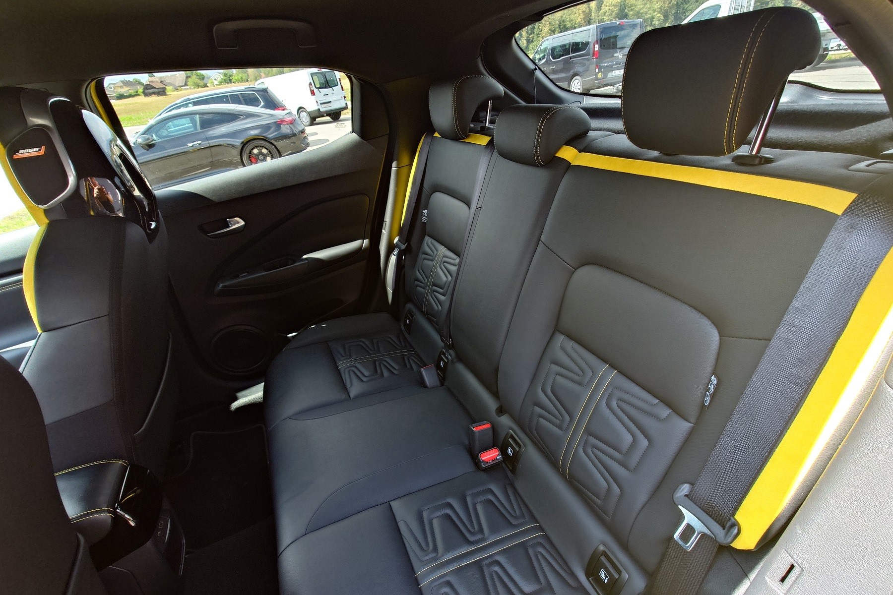 NISSAN Juke 1.6 Hybrid N-Sport-image-8