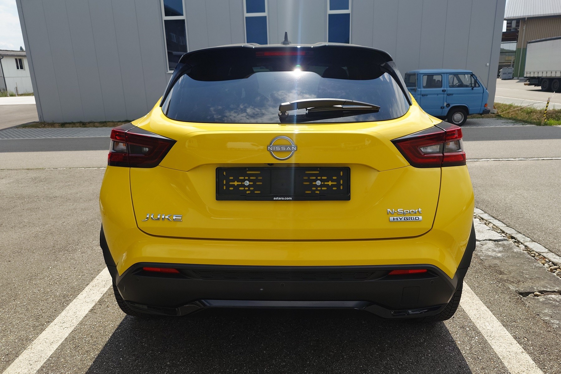 NISSAN Juke 1.6 Hybrid N-Sport-image-4