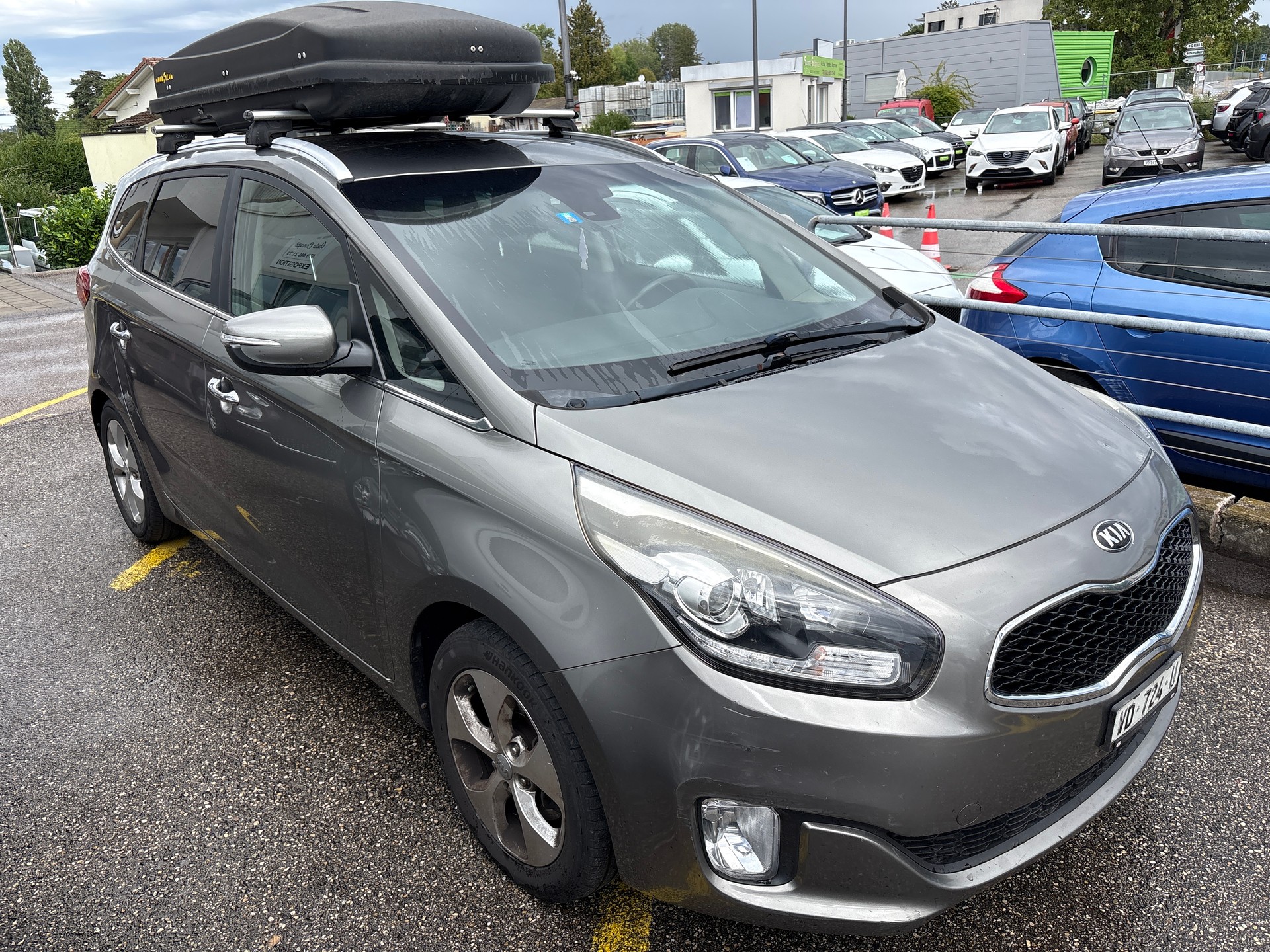 KIA Carens 1.6 GDI Trend-image-1